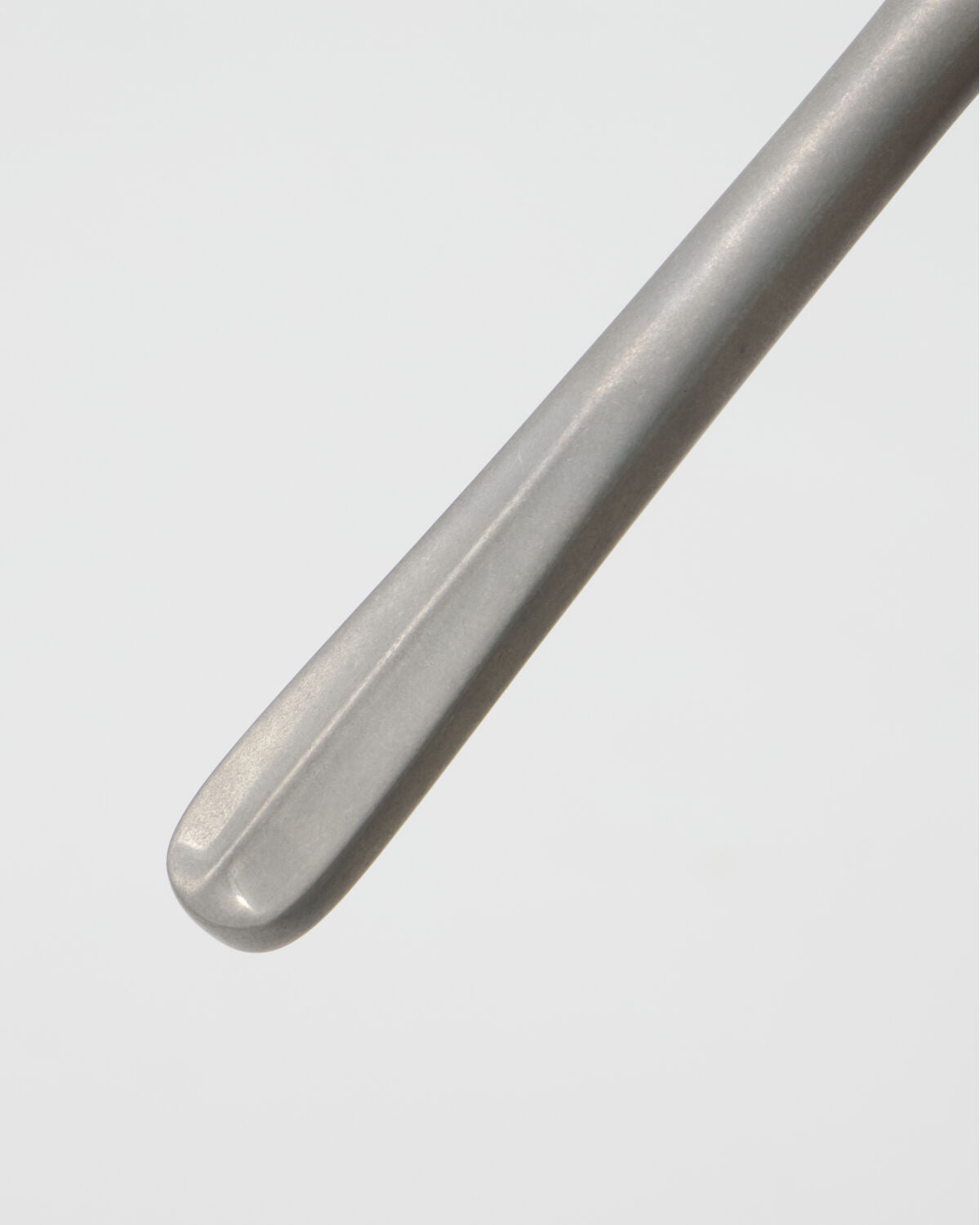 Elegantes Buttermesser aus der HDMora-Serie von House Doctor, mit stilvollem Silber-Finish für eine zeitgemäße und ansprechende Tischgestaltung.