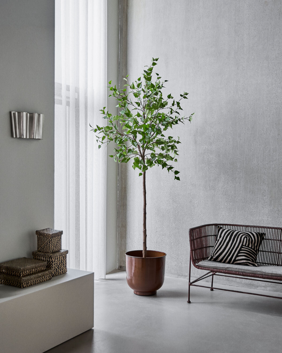 Künstliche Pflanze, HDHornbeam, Grün, Lila in Green präsentiert im Onlineshop von KAQTU Design AG. Kunstpflanze ist von House Doctor