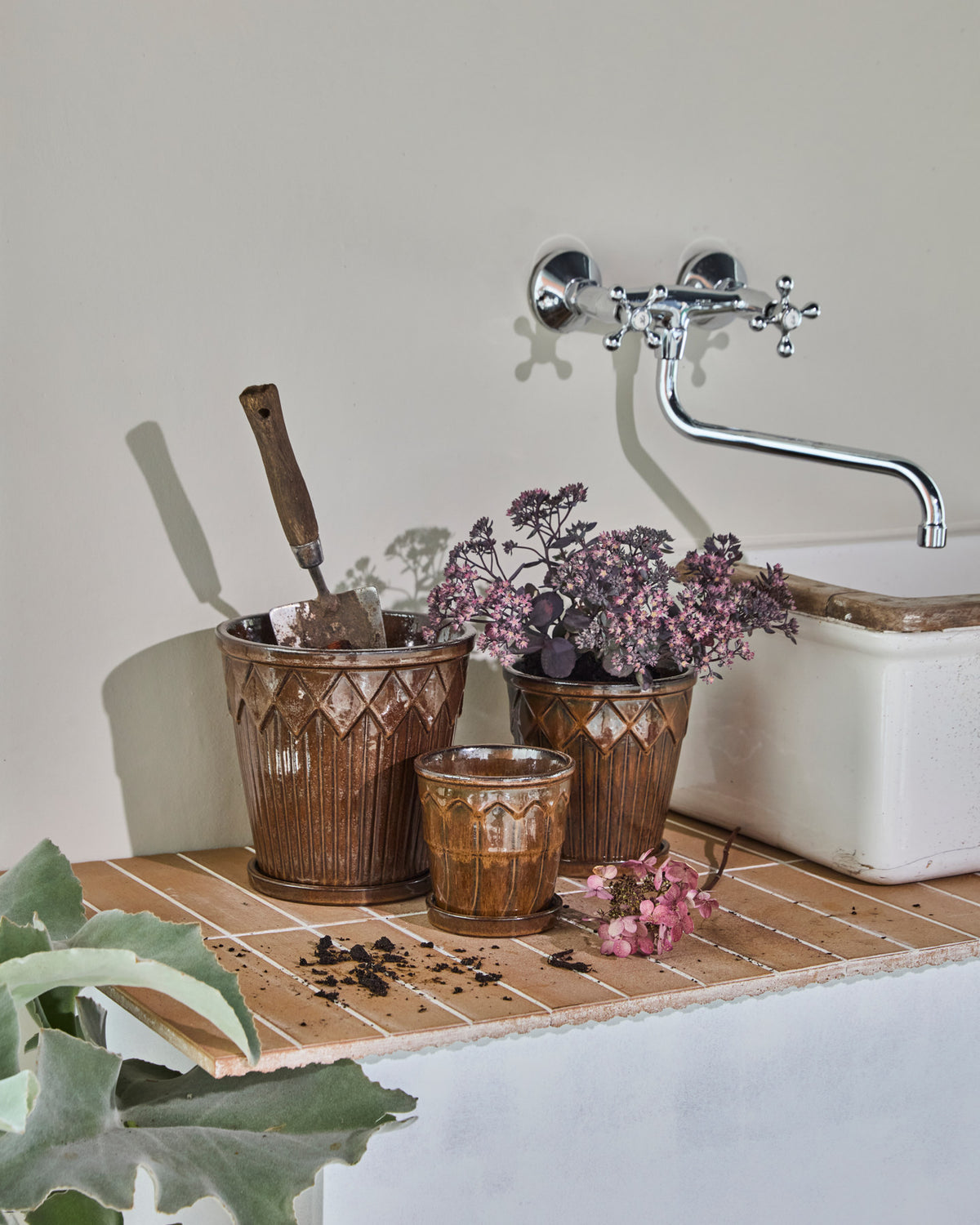 Blumentopf, HDCora, Braun in Brown präsentiert im Onlineshop von KAQTU Design AG. Blumentopf ist von House Doctor