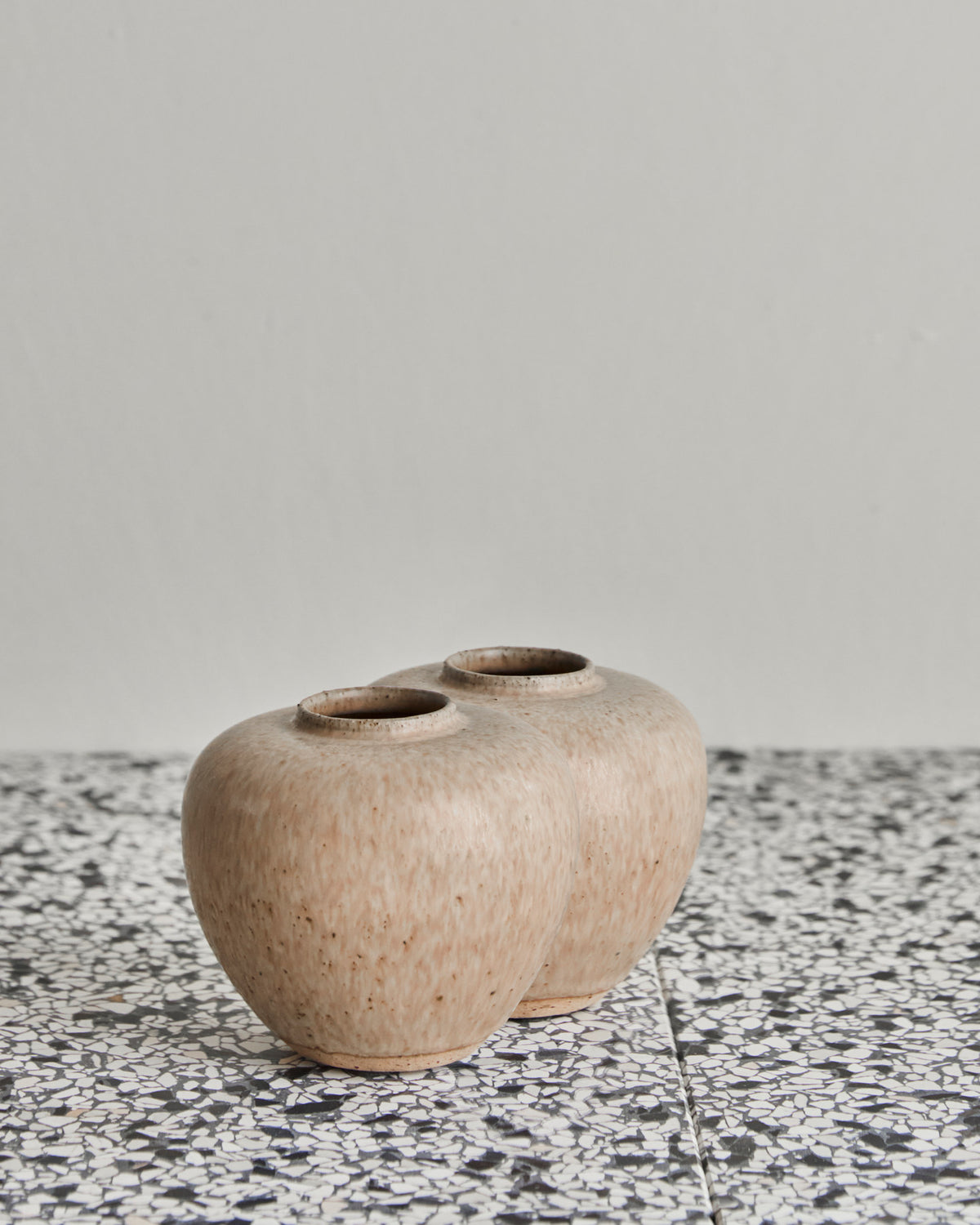 Vase, HDTino, Beige in Beige präsentiert im Onlineshop von KAQTU Design AG. Vase ist von House Doctor