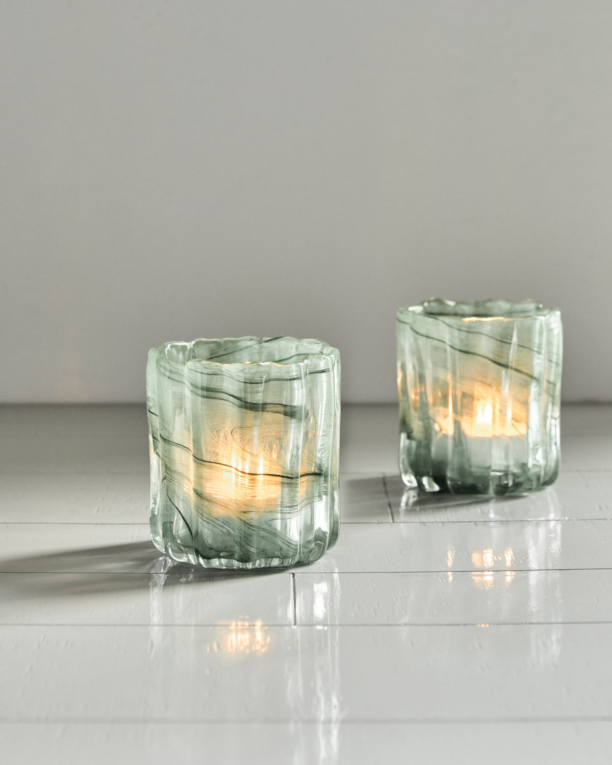 Teelichthalter, HDCurl, Grün in Green präsentiert im Onlineshop von KAQTU Design AG. Kerzenständer ist von House Doctor