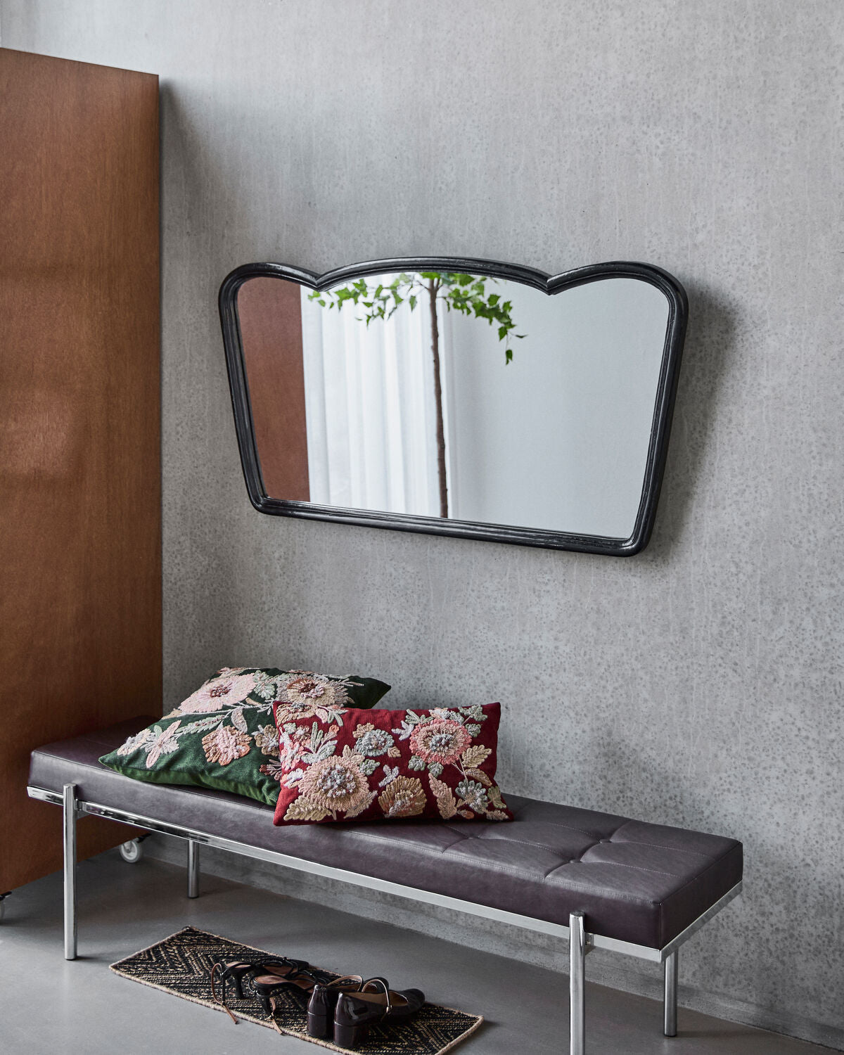 Spiegel, HDJamp, Schwarz in Black präsentiert im Onlineshop von KAQTU Design AG. Spiegel ist von House Doctor