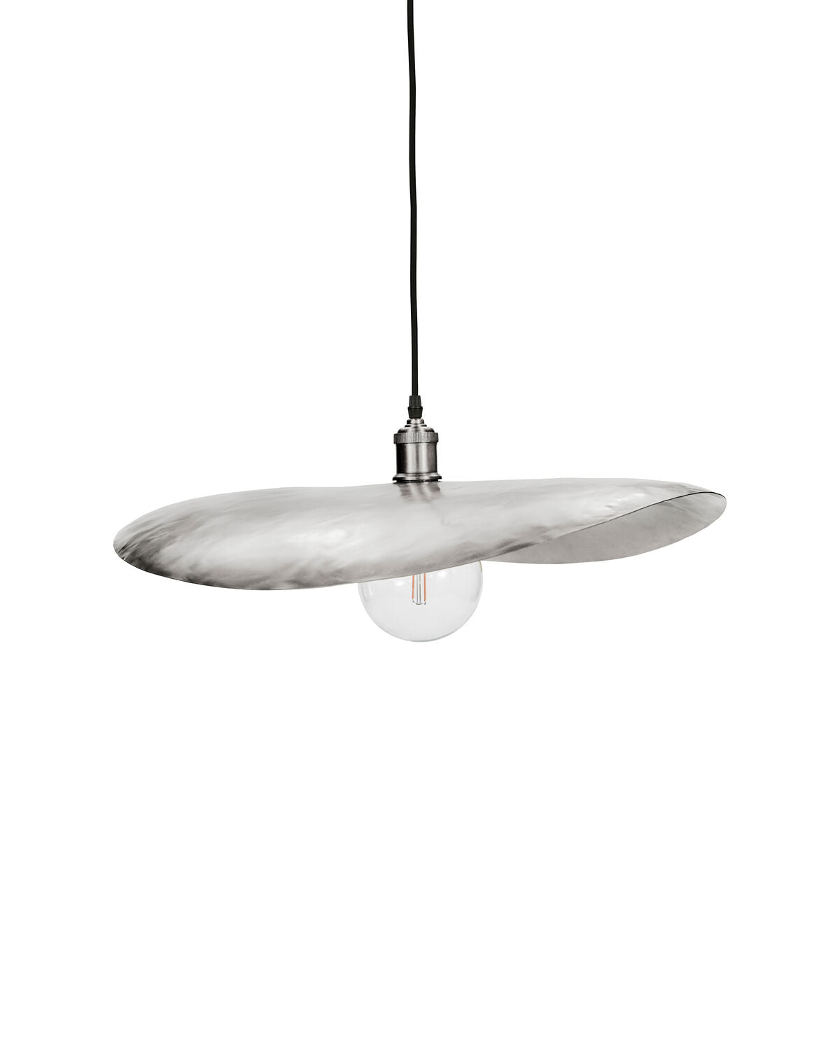 Eleganter Lampenschirm in gebürstetem Silber von House Doctor, ideal für stilvolle Akzente und modernes Wohndesign.