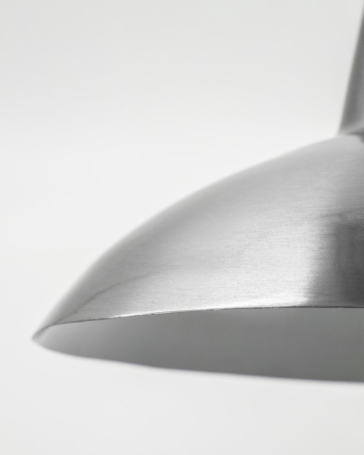 Lampe, HDDesk, Gebürstetes Silber-Finish in Brushed silver finish präsentiert im Onlineshop von KAQTU Design AG. Pendelleuchte ist von House Doctor