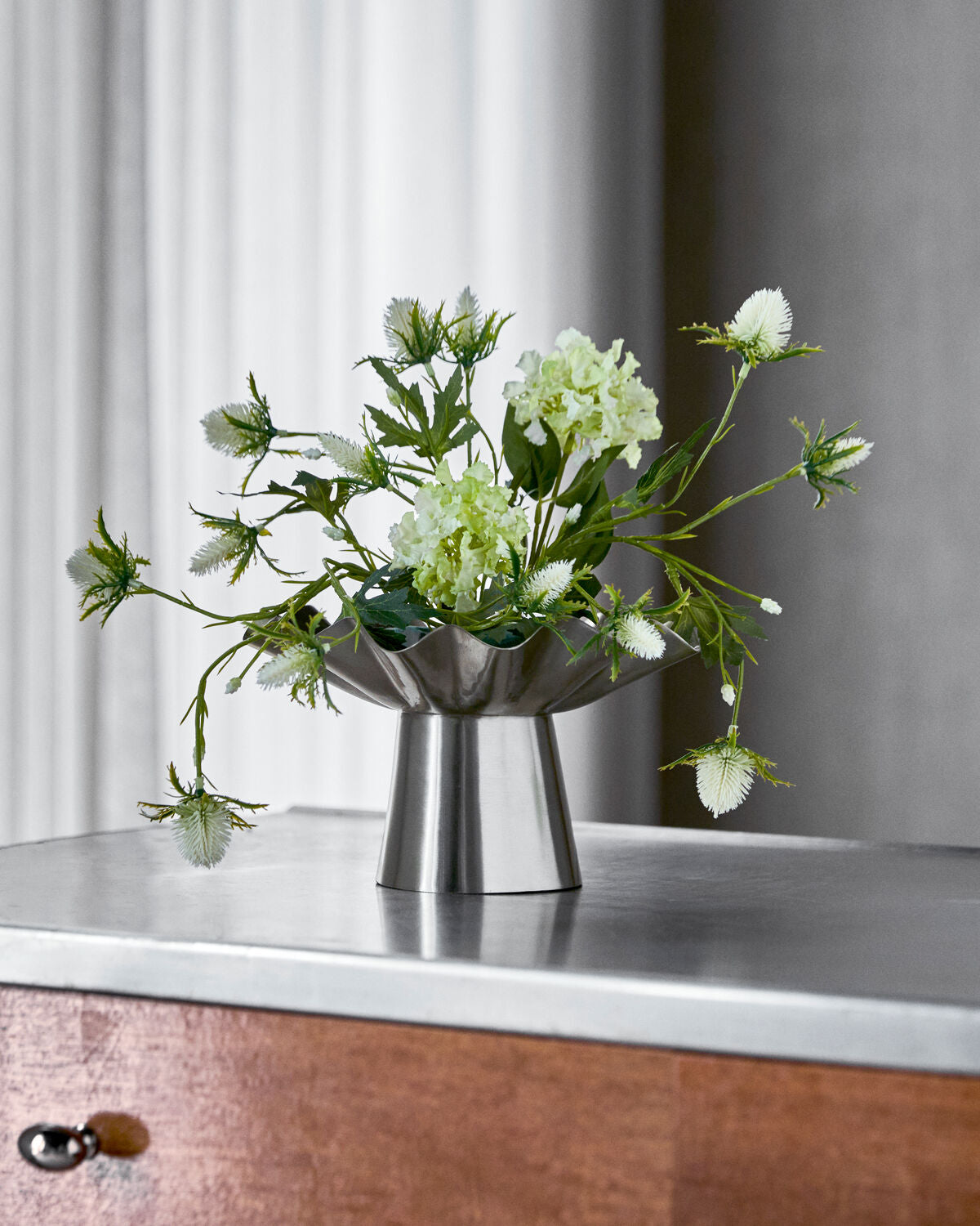 Servierschale, HDFlood, Silber-Finish in Silver finish präsentiert im Onlineshop von KAQTU Design AG. Aufbewahrungskorb ist von House Doctor