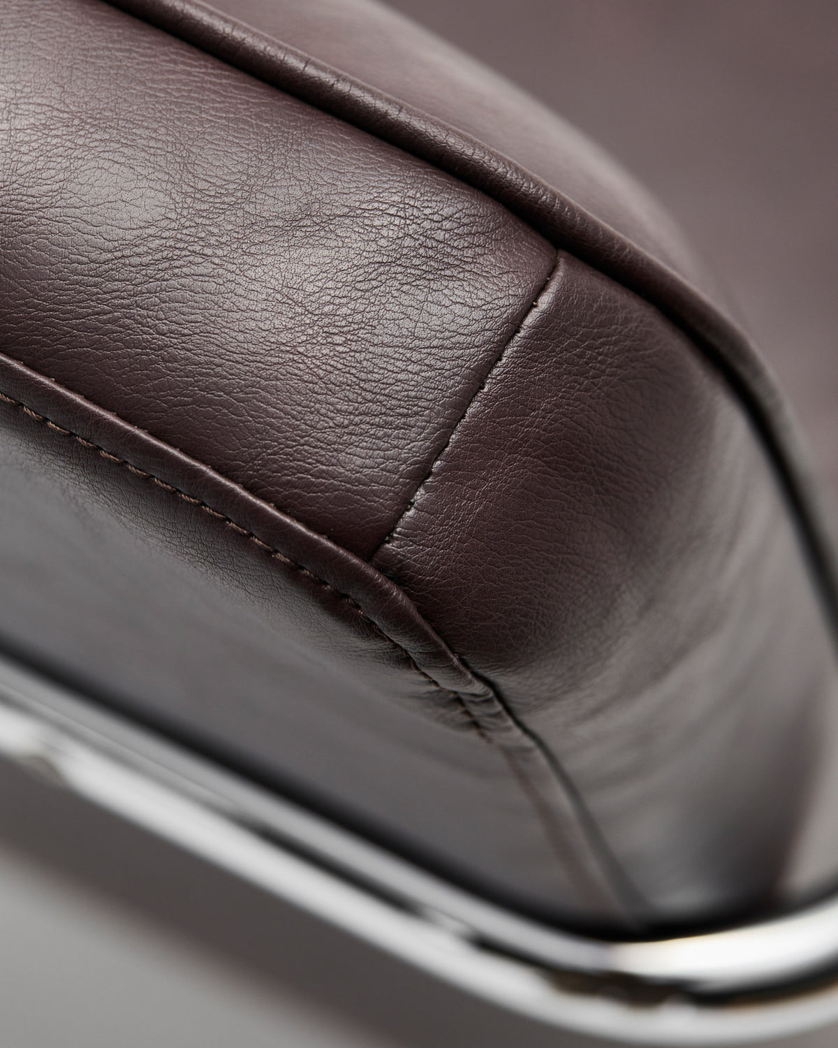 Loungesessel, HDComma, Maulbeere, Crome in Mulberry präsentiert im Onlineshop von KAQTU Design AG. Sessel ist von House Doctor