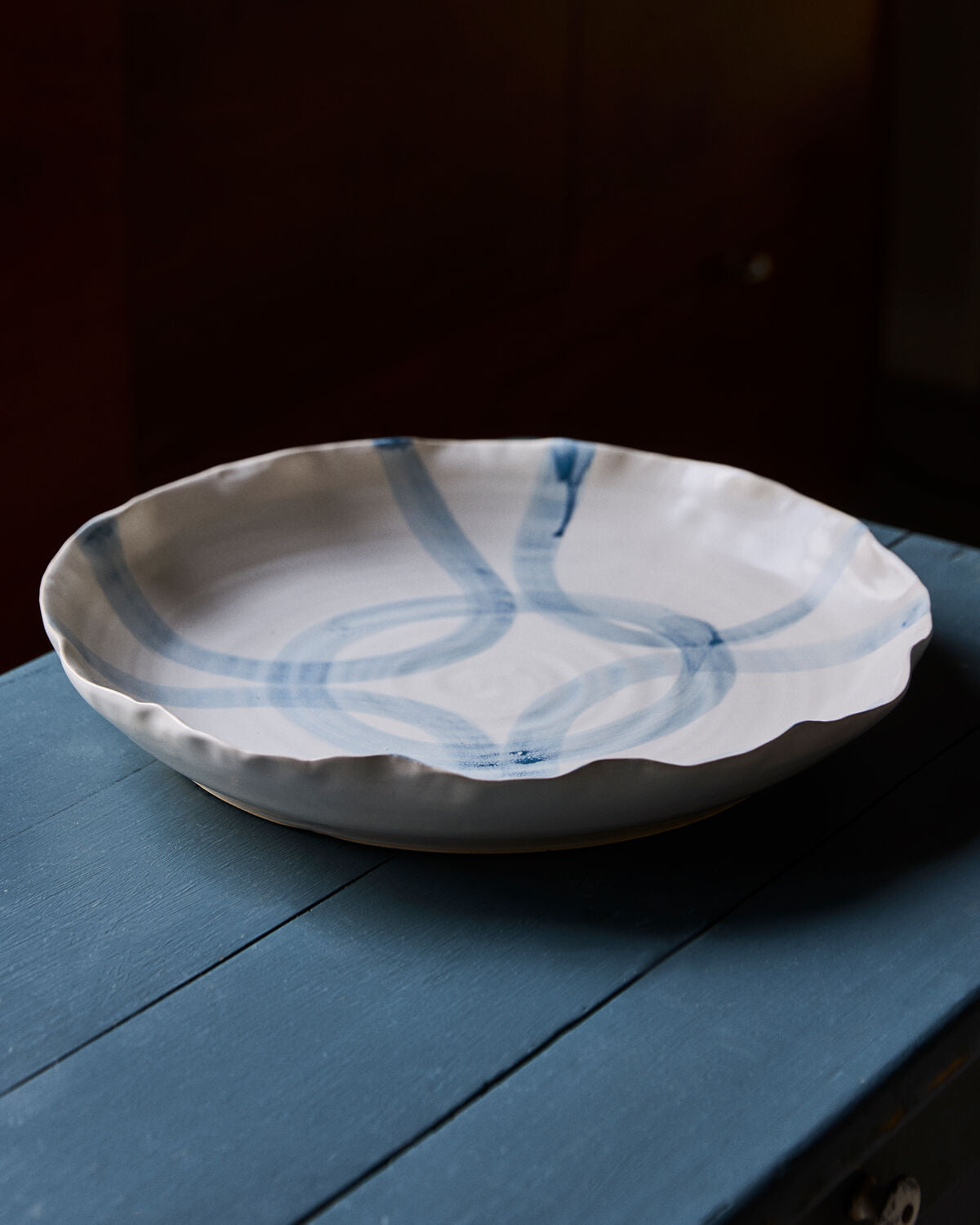 Tablett, HDIsa, Weiß, Hellblau in White präsentiert im Onlineshop von KAQTU Design AG. Aufbewahrungskorb ist von House Doctor