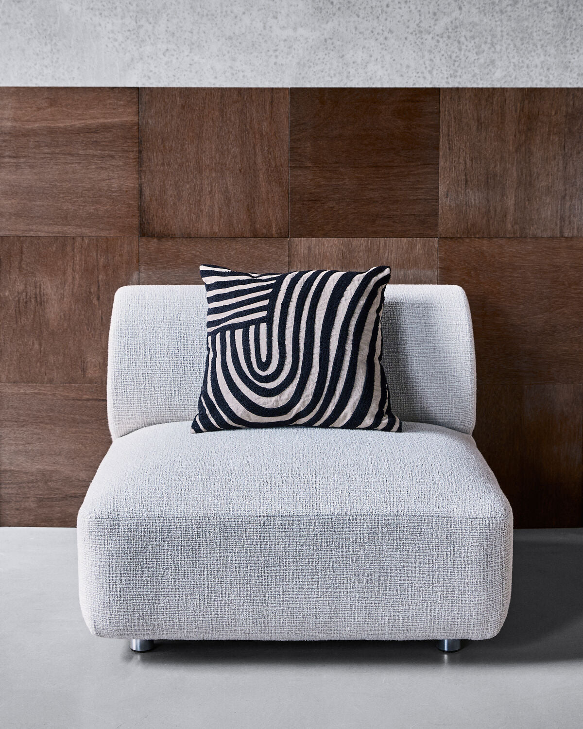 Kissen, HDSky, Sand, Schwarz in Sand präsentiert im Onlineshop von KAQTU Design AG. Deko Kissenbezug ist von House Doctor