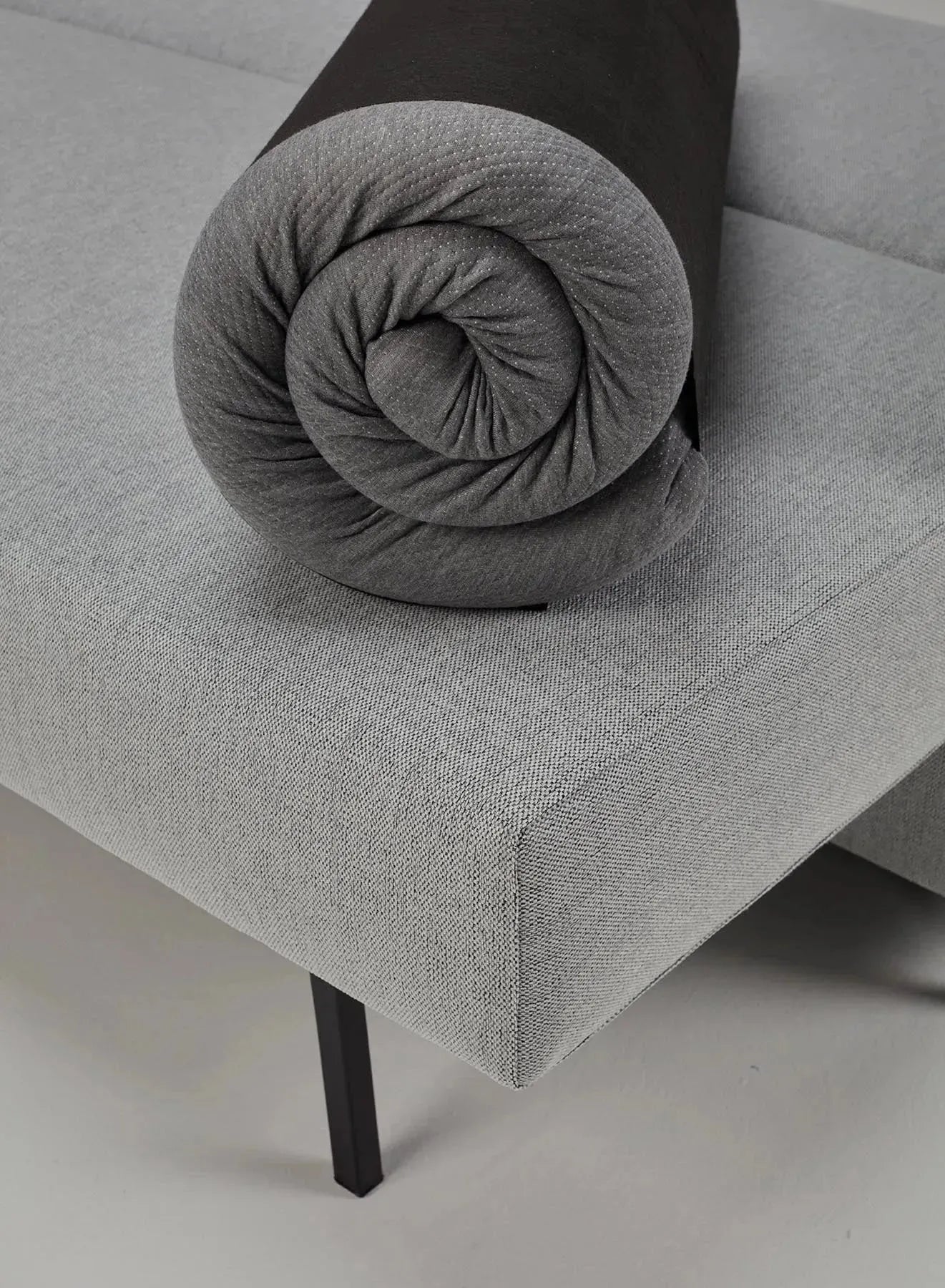 Inno Topper 150 von Innovation Living: Hochwertiger Topper für optimalen Schlafkomfort auf Ihrem Schlafsofa.