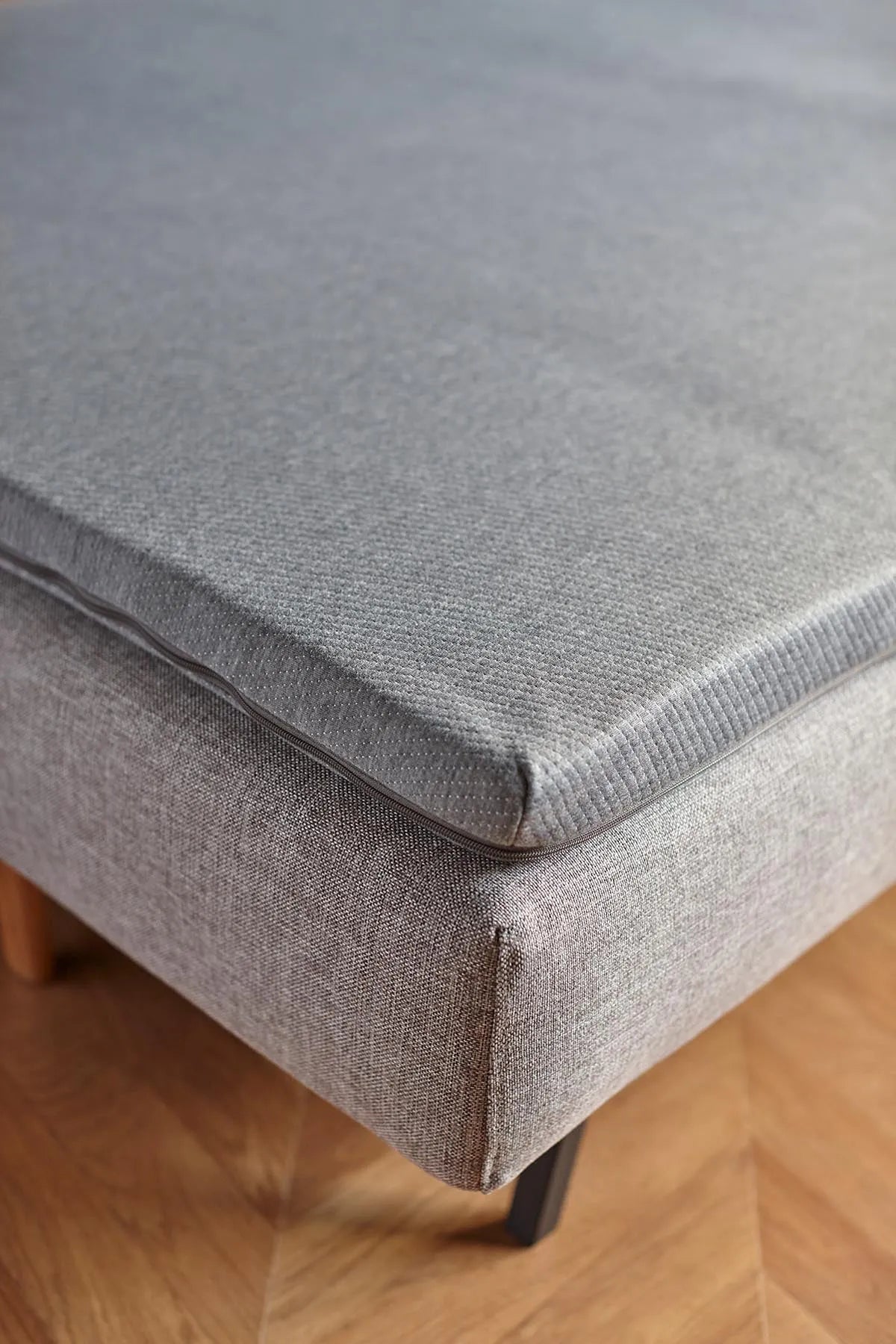 Inno Topper 160 von Innovation Living: Hochwertiger Topper für optimalen Schlafkomfort auf Ihrem Schlafsofa, pflegeleicht und bequem.