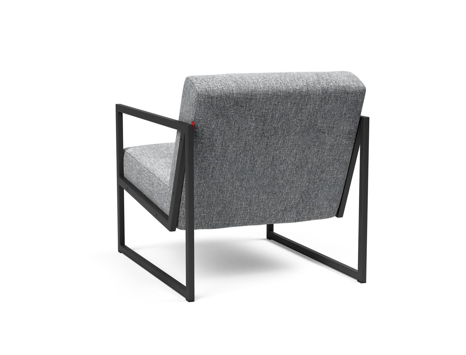 Erleben Sie den Vikko Sessel mit Armlehnen von Innovation Living: modernes Design, robustes Stahlgestell und optimaler Sitzkomfort für jeden Raum.