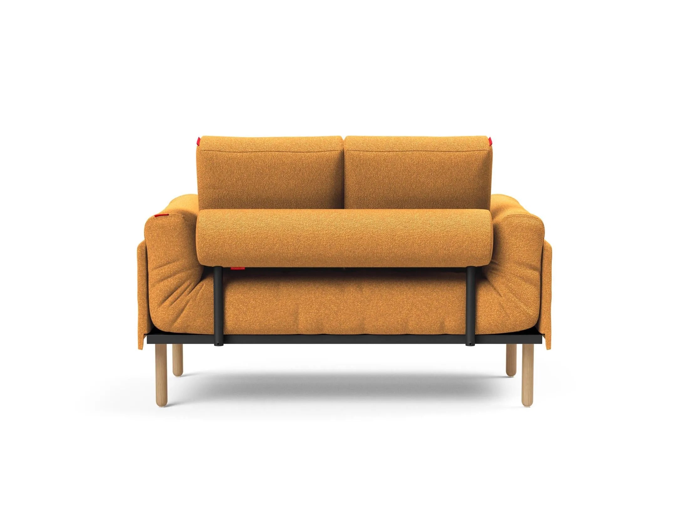 Erleben Sie das Rollo Stem Klappsofa 80 von Innovation Living – modernes Design trifft auf den eleganten Classic Bezug für optimalen Komfort.