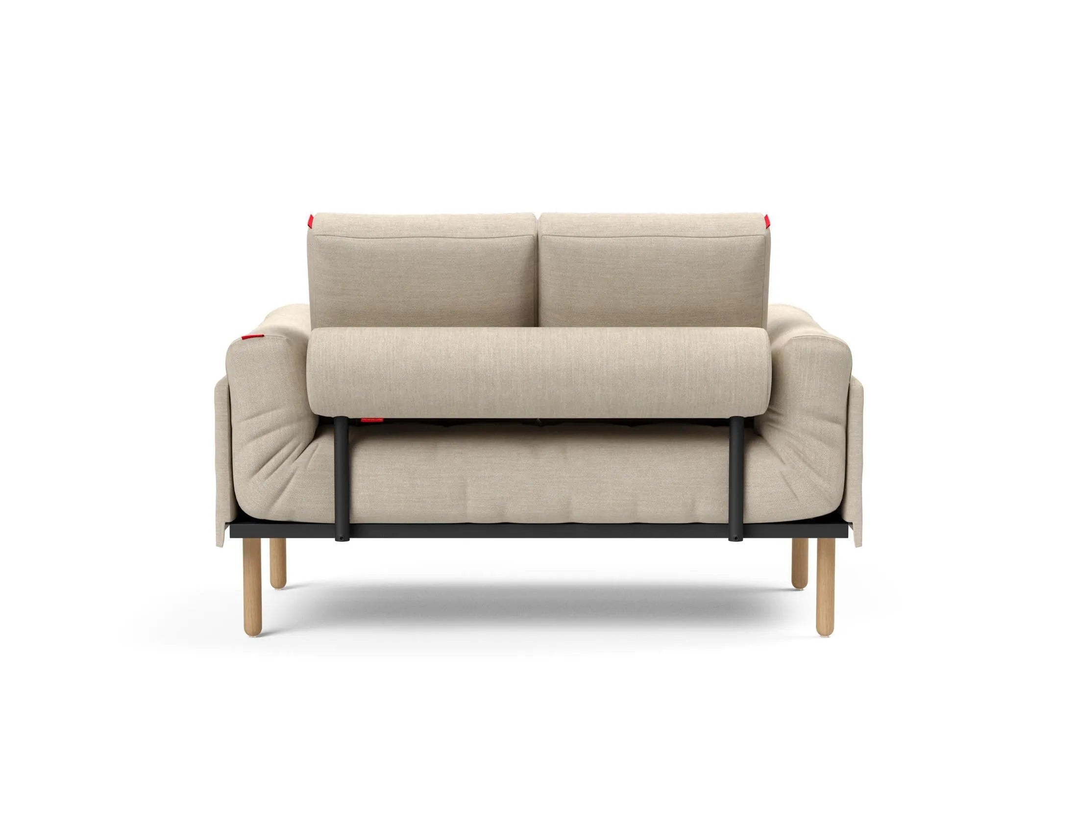 Erleben Sie das Rollo Stem Klappsofa 80 von Innovation Living – elegantes Design trifft auf Funktionalität mit dem edlen Classic Bezug.
