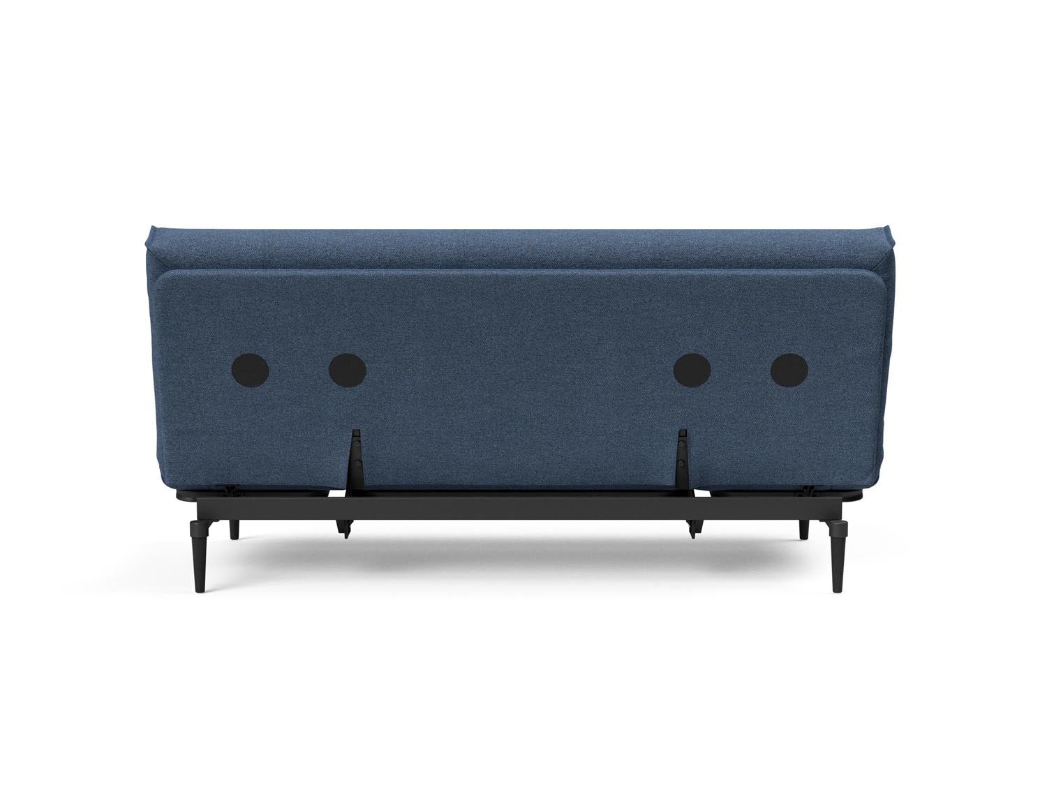 Erleben Sie das stilvolle Colpus Bettsofa 140 in edlem Eiche schwarz mit Nordic Cover – perfekt für zeitgemäße Einrichtung und vielseitige Schlafmöglichkeiten.