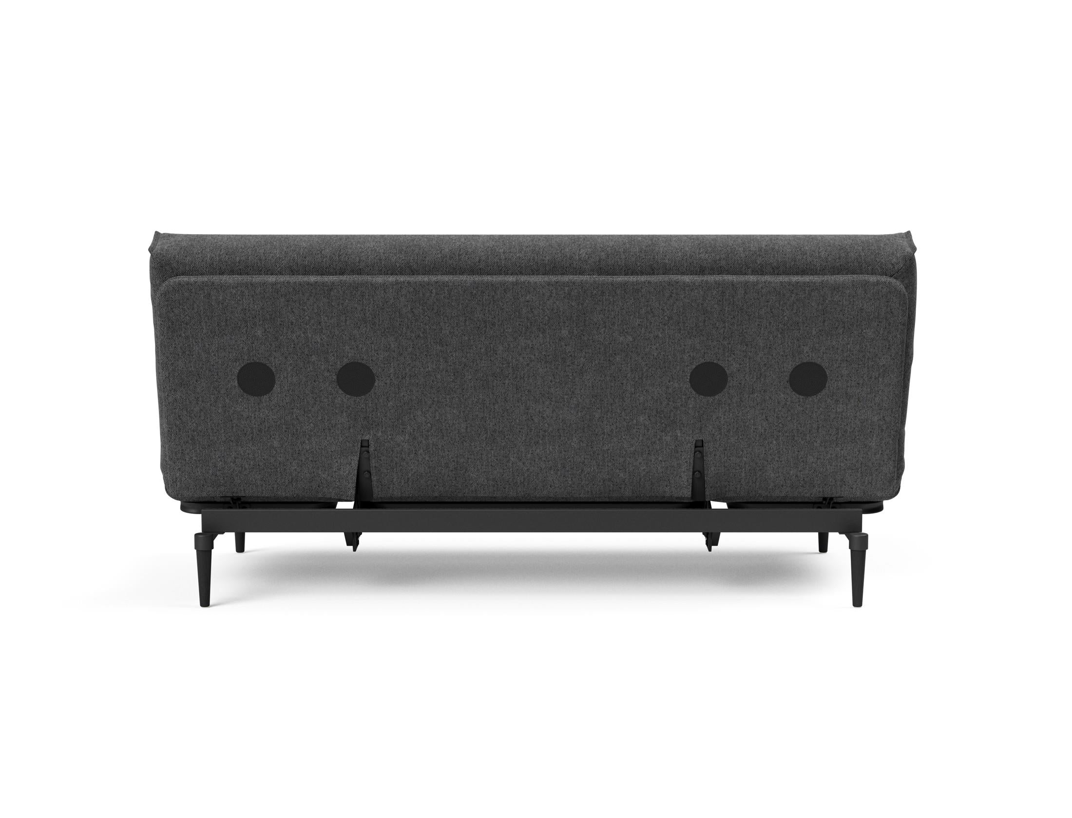 Erleben Sie das stilvolle Colpus Bettsofa 140 in Eiche schwarz mit Nordic Cover – perfekt für zeitgemäße Einrichtung und vielseitige Schlafmöglichkeiten.