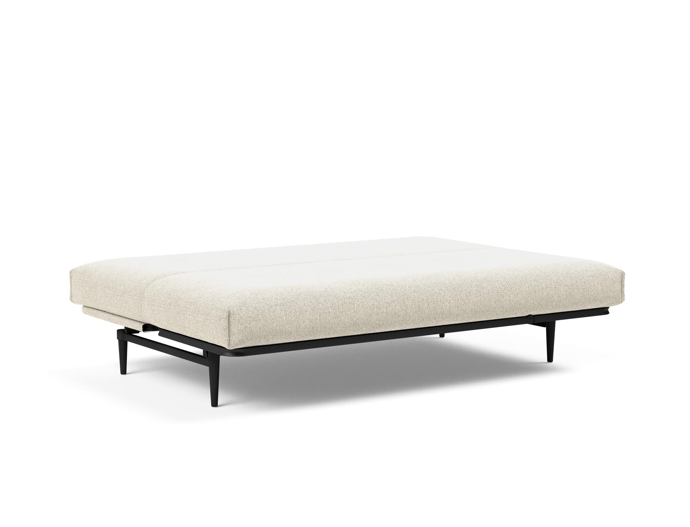 Erleben Sie das stilvolle Colpus Bettsofa 140 in Eiche schwarz mit Nordic Cover – perfekt für zeitgemäße Einrichtung und vielseitige Schlafmöglichkeiten.