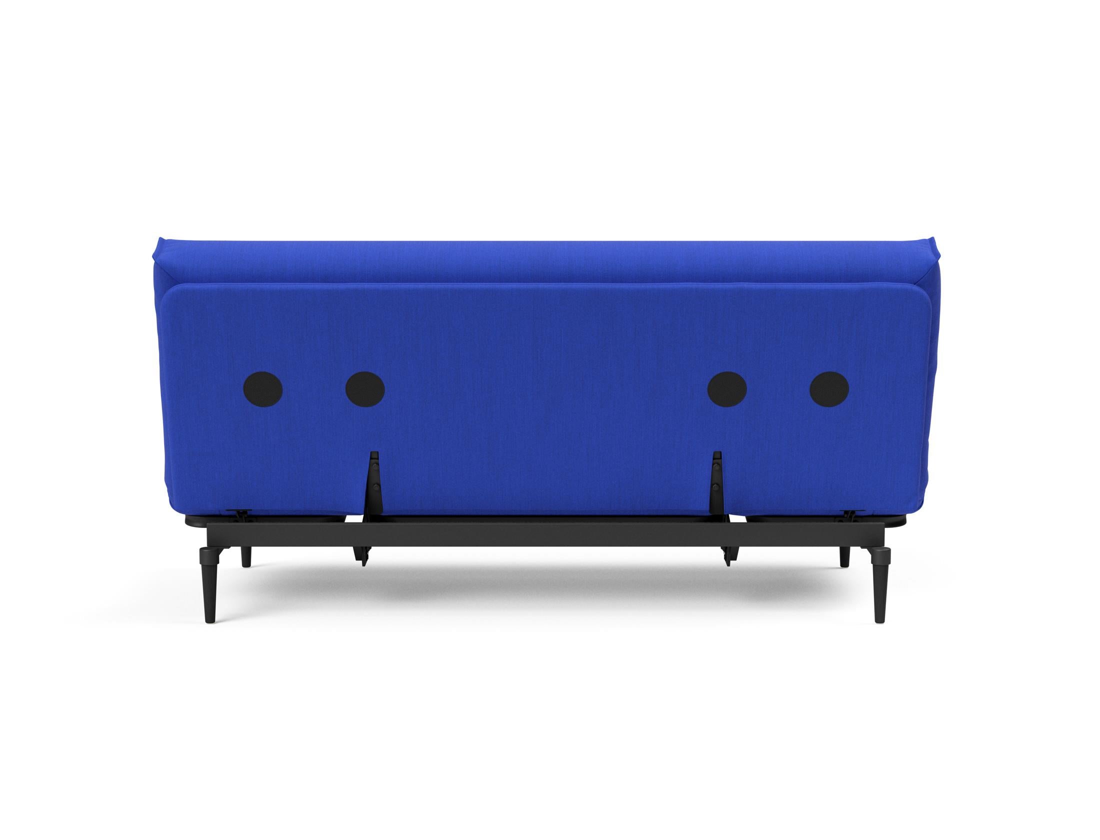 Erleben Sie das stilvolle Colpus Bettsofa 140 in Eiche schwarz mit Nordic Cover – perfekt für zeitgemäße Einrichtung und vielseitige Schlafmöglichkeiten.