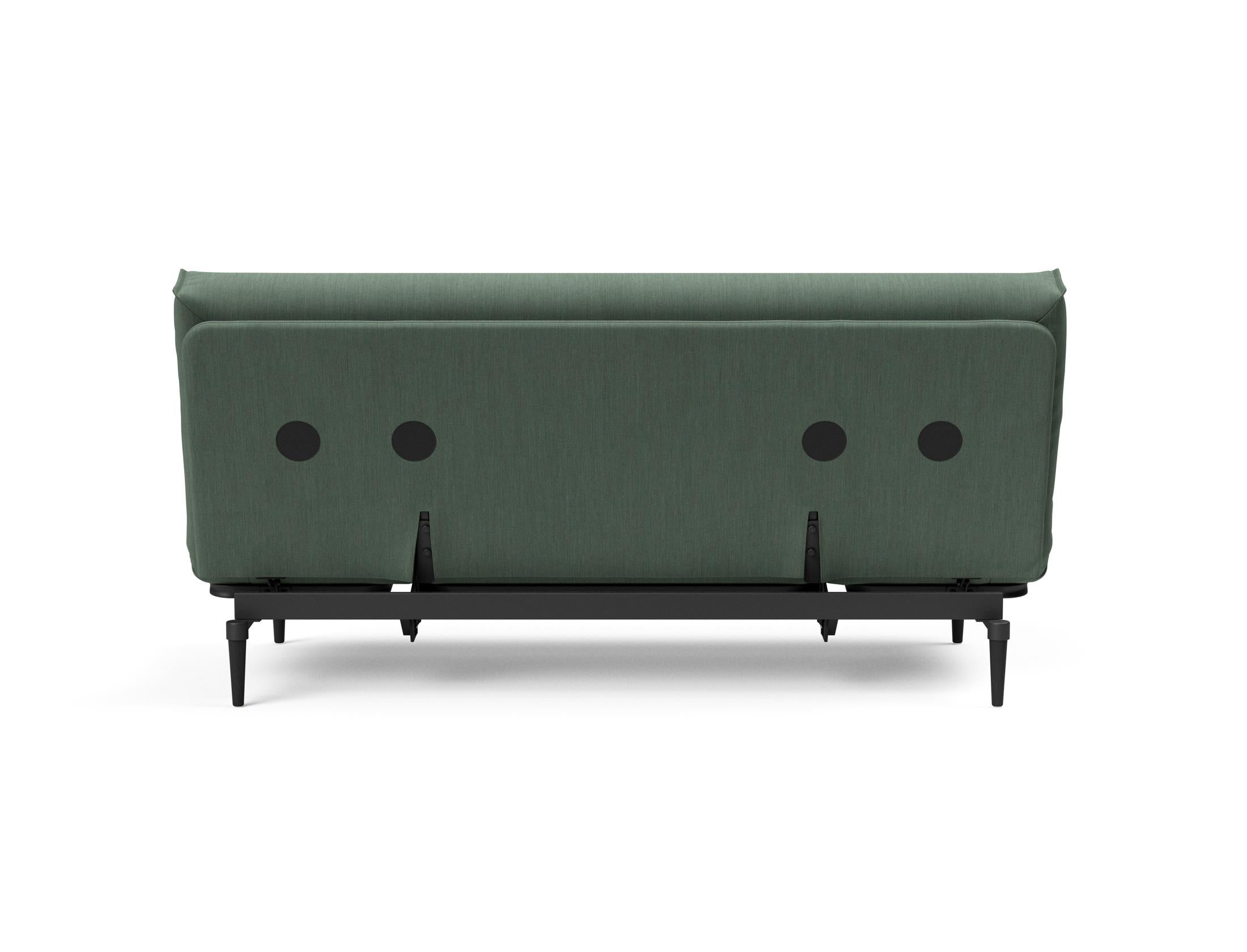 Erleben Sie das stilvolle Colpus Bettsofa 140 in Eiche schwarz mit Nordic Cover – perfekt für zeitgemäße Einrichtung und vielseitige Schlafmöglichkeiten.