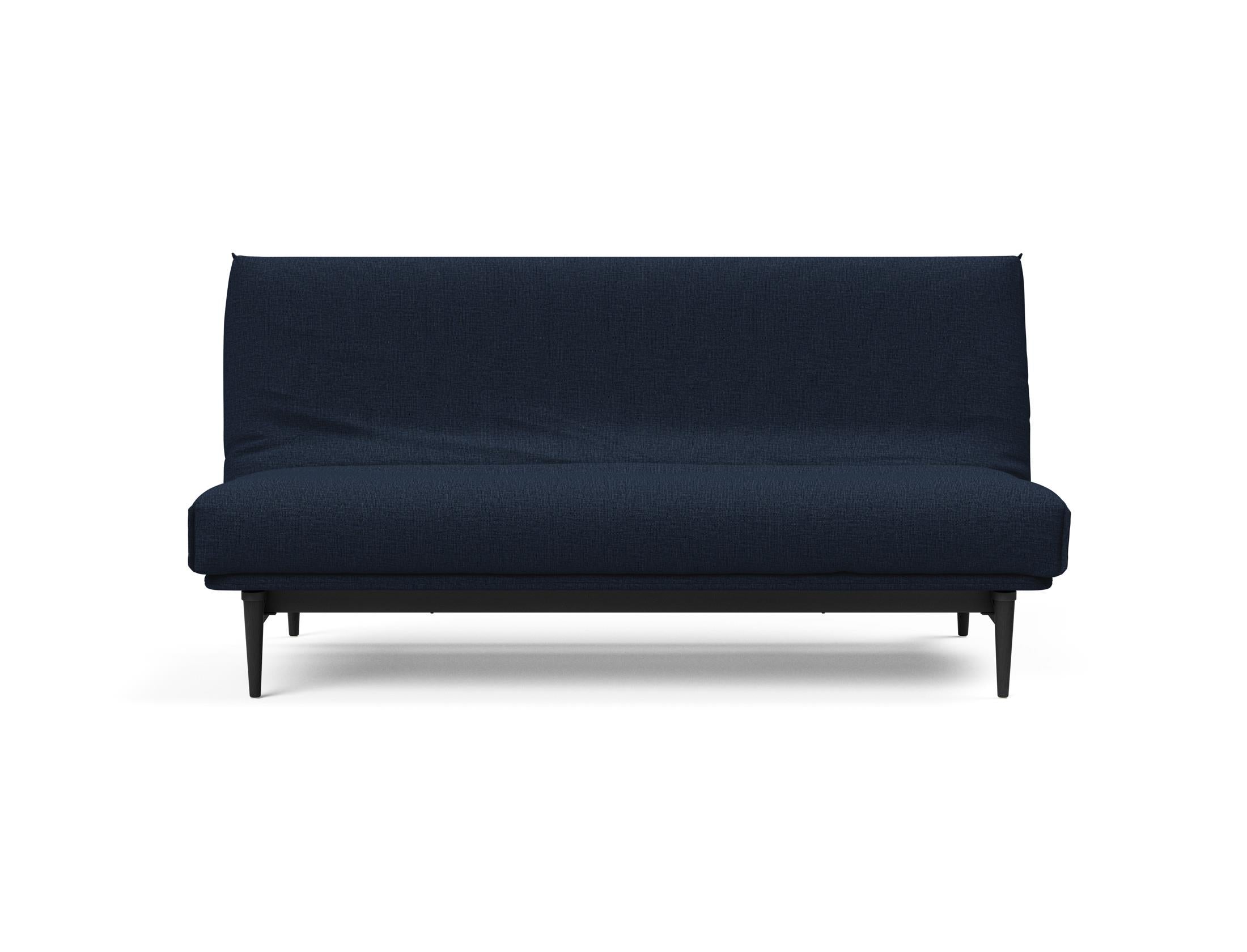 Entdecken Sie das Colpus Bettsofa 140 in elegantem Eiche schwarz. Der Soft Spring Bezug vereint modernen Stil mit höchstem Sitzkomfort.