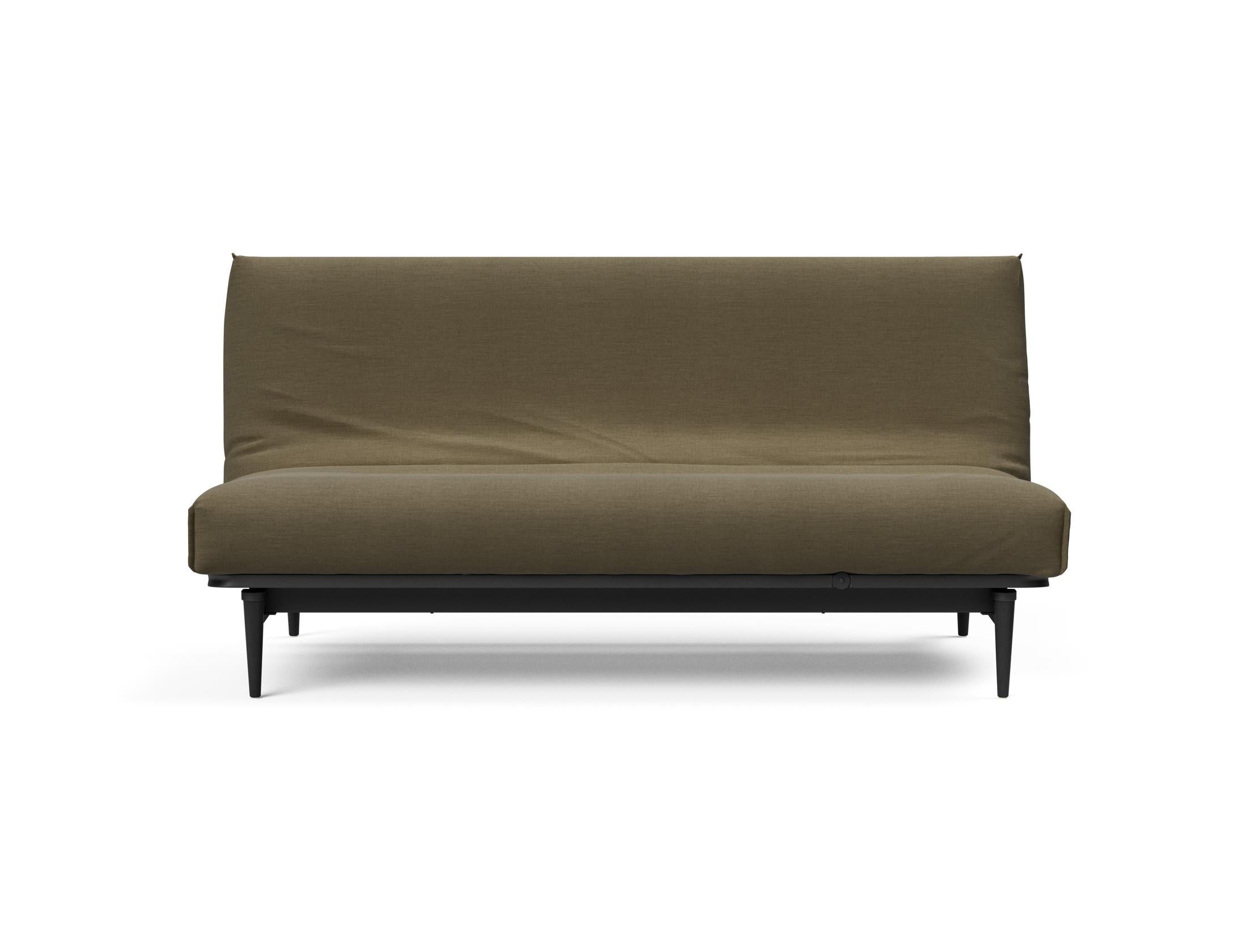 Erleben Sie das stilvolle Colpus Bettsofa 140 in edlem Eiche schwarz mit Nordic Cover – perfekt für zeitgemäße Einrichtung und vielseitige Schlafmöglichkeiten.