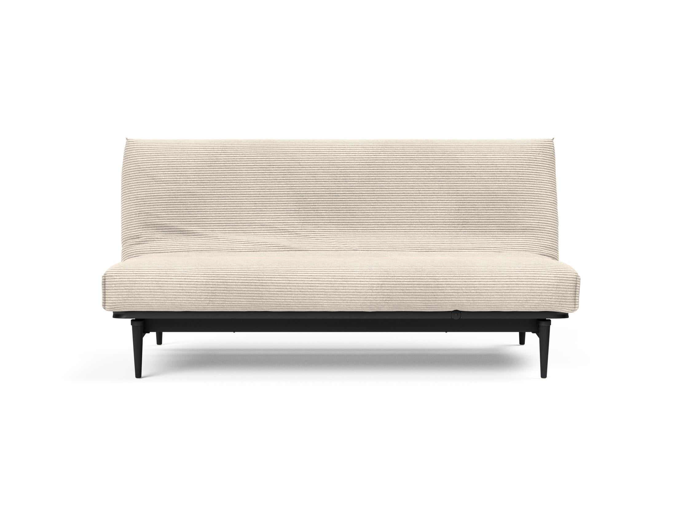 Erleben Sie das stilvolle Colpus Bettsofa 140 in edlem Eiche schwarz mit Nordic Cover – perfekt für zeitgemäße Einrichtung und vielseitige Schlafmöglichkeiten.