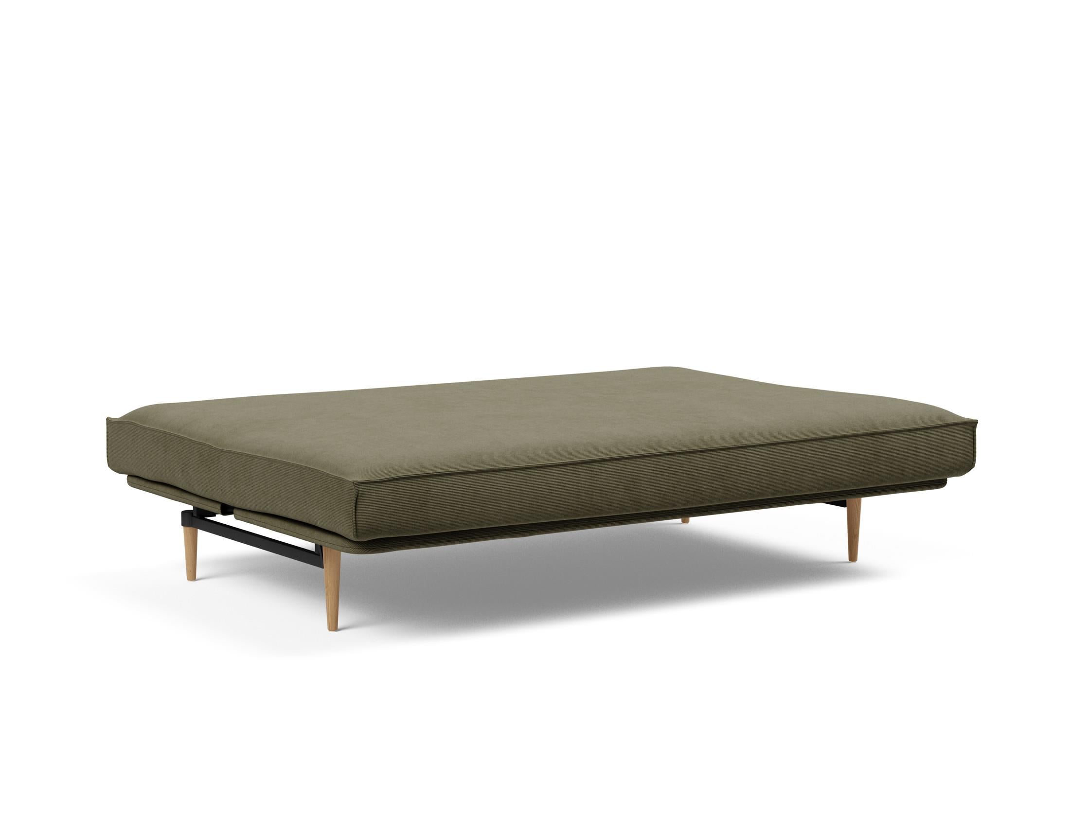 Erleben Sie das Colpus Bettsofa 140 Sharp Plus mit Soft Spring Bezug – stilvoll, funktional und ideal für kleine Räume, verwandelt sich schnell in ein gemütliches Bett.