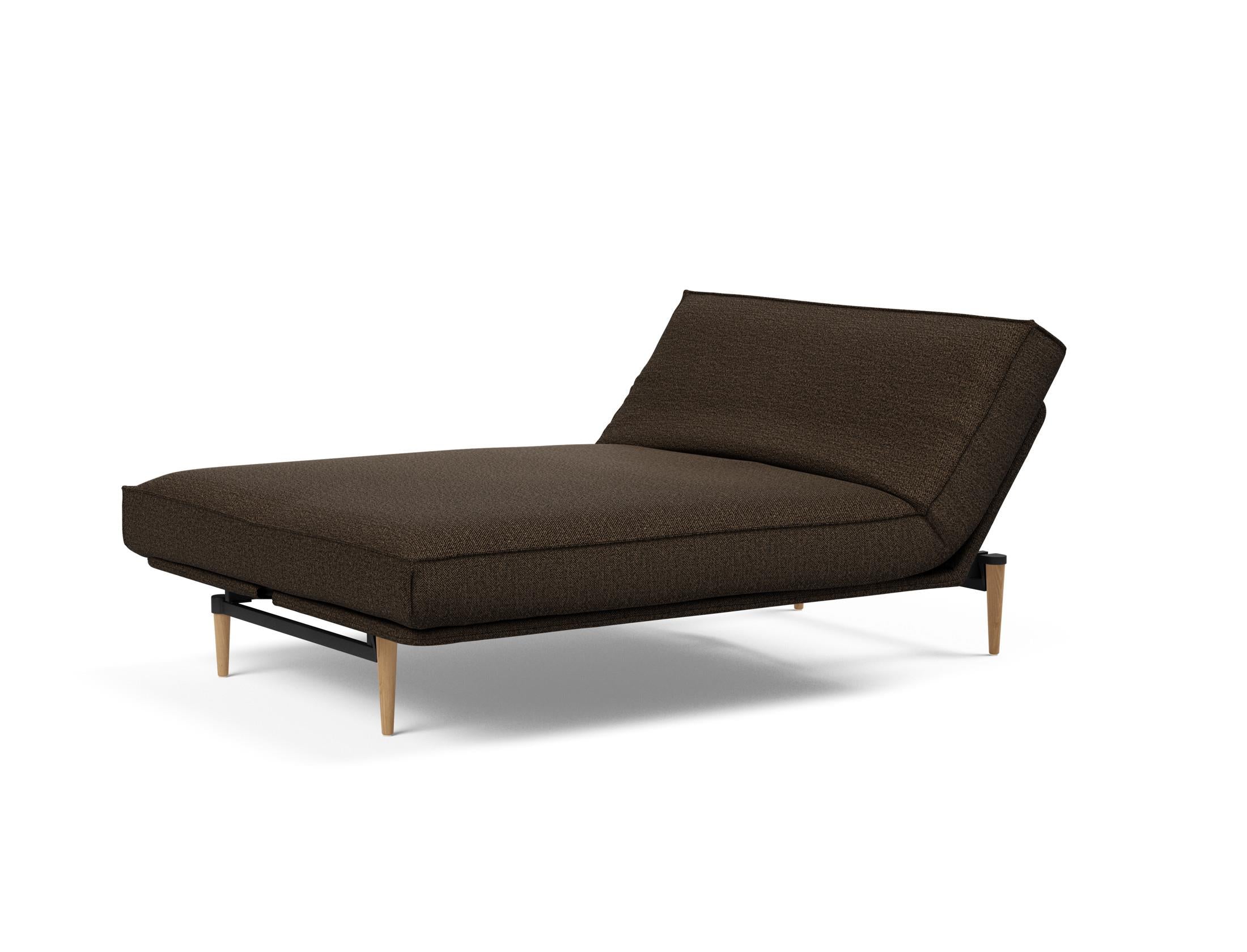Erleben Sie das Colpus Bettsofa 140 Sharp Plus mit Soft Spring Bezug – stilvoll, funktional und ideal für kleine Räume, verwandelt sich schnell in ein gemütliches Bett.