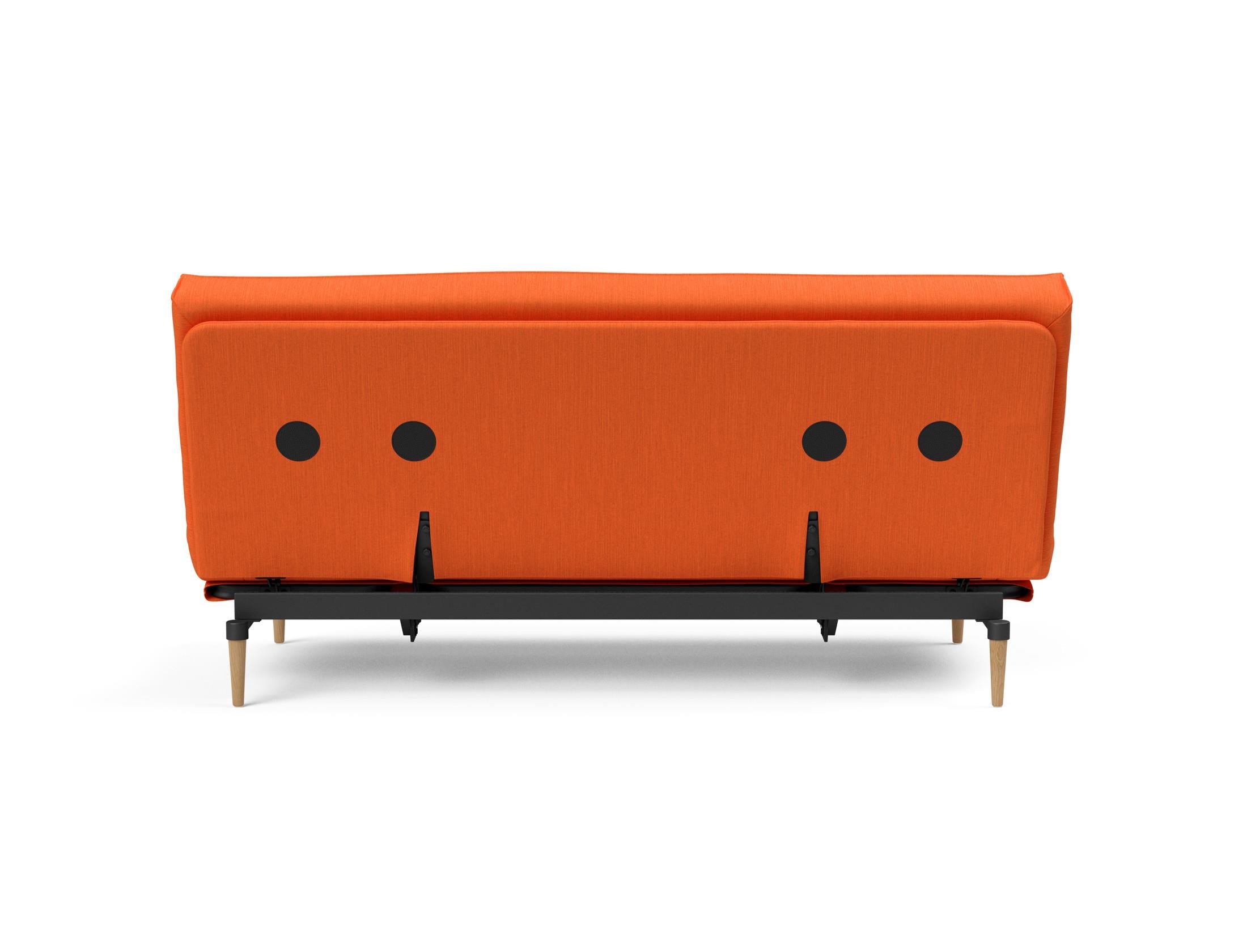 Entdecken Sie das Colpus Bettsofa 140 Sharp Plus mit Soft Spring Bezug – elegant, platzsparend und mühelos in ein komfortables Bett verwandelbar.