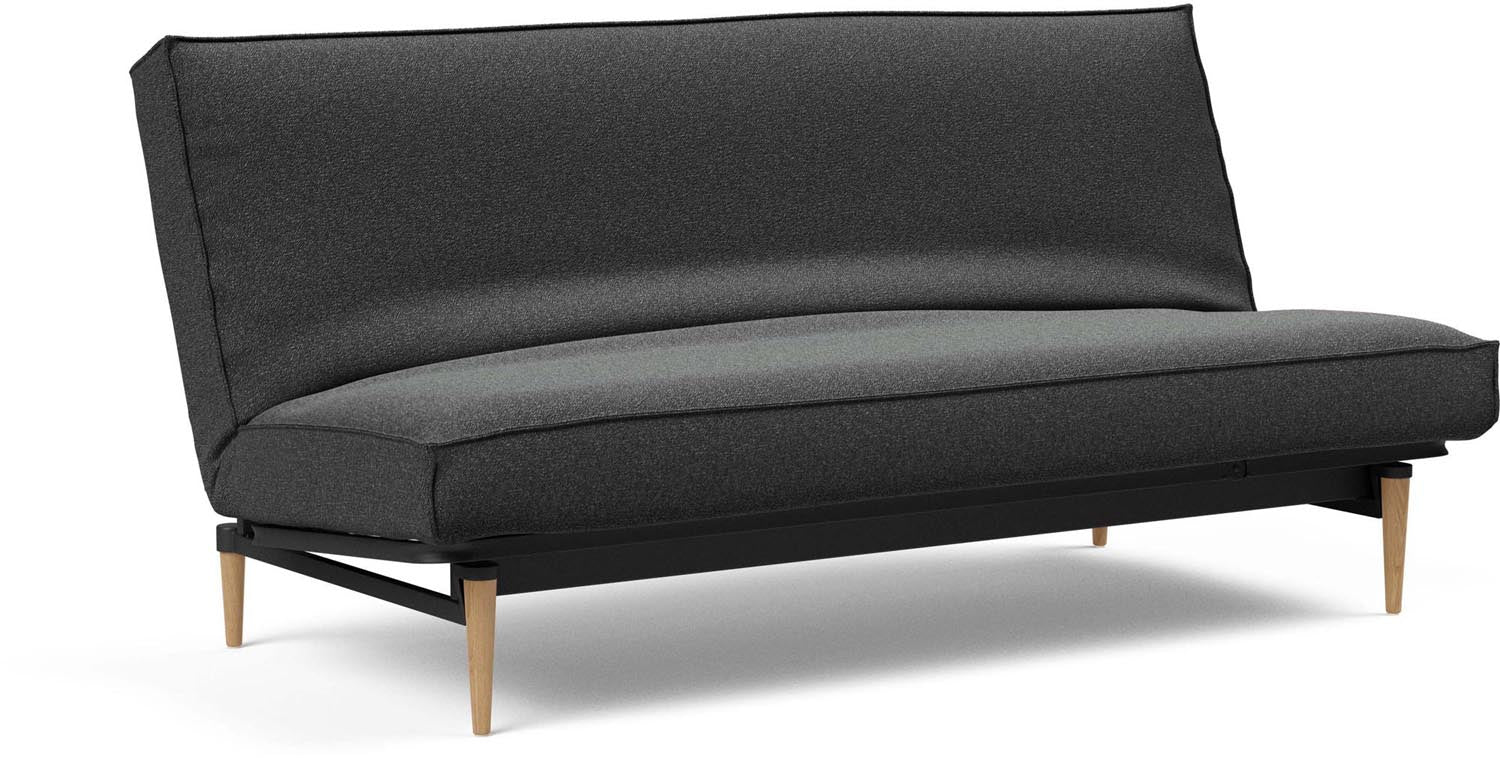 Entdecken Sie das Colpus Bettsofa 140 Sharp Plus Cover Latex von Innovation Living – stilvoll, funktional und ideal für kleine Räume.