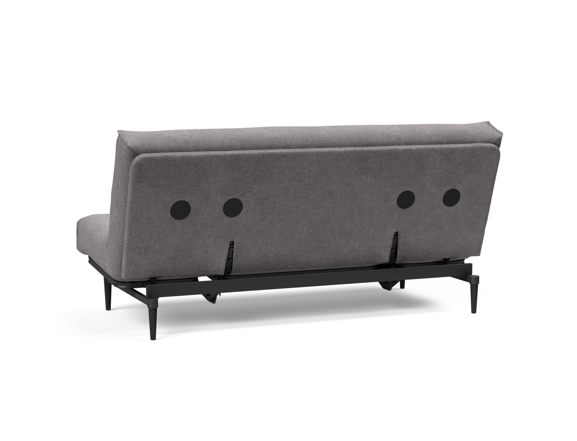Erleben Sie das Colpus Bettsofa 140 in Nordic Eiche schwarz von Innovation Living – stilvolles Design trifft auf komfortable Schlafqualität.
