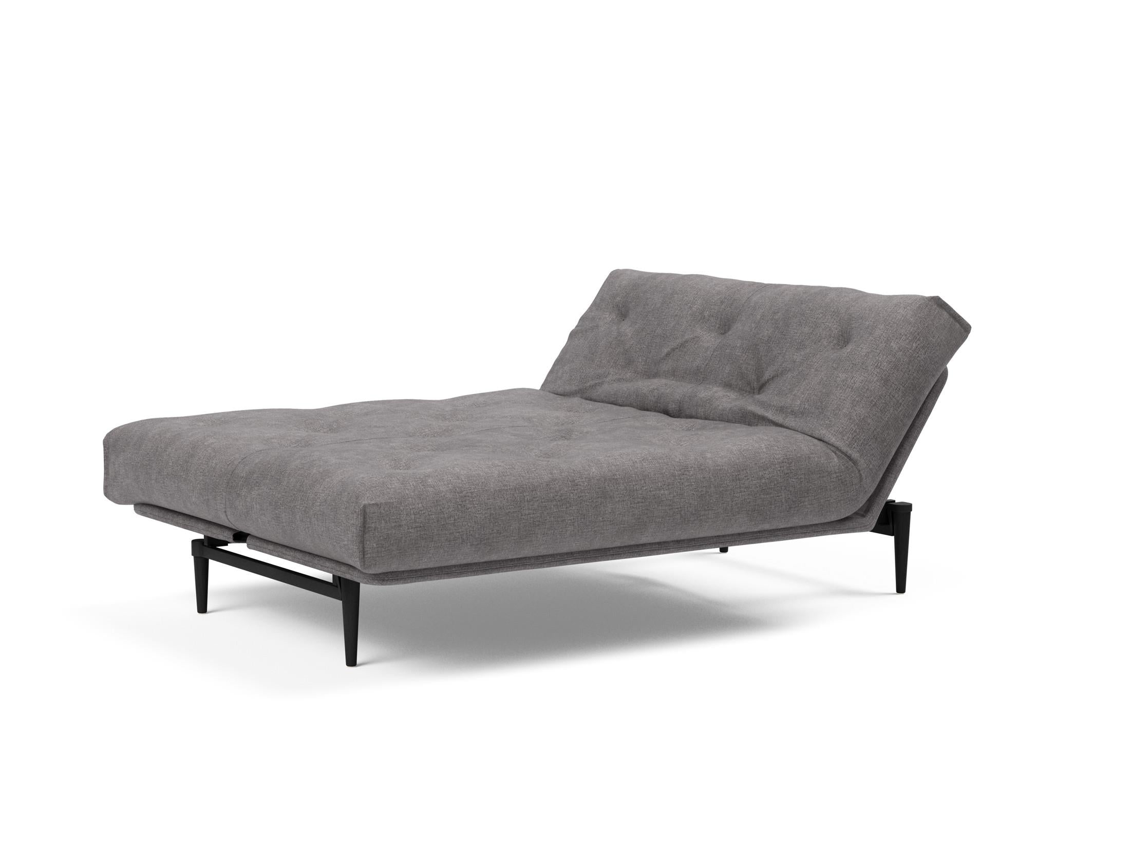 Entdecken Sie das Colpus Bettsofa 140 in stilvollem Nordic Eiche schwarz. Der Soft Spring Bezug bietet höchsten Komfort und zeitgemäßes Design.