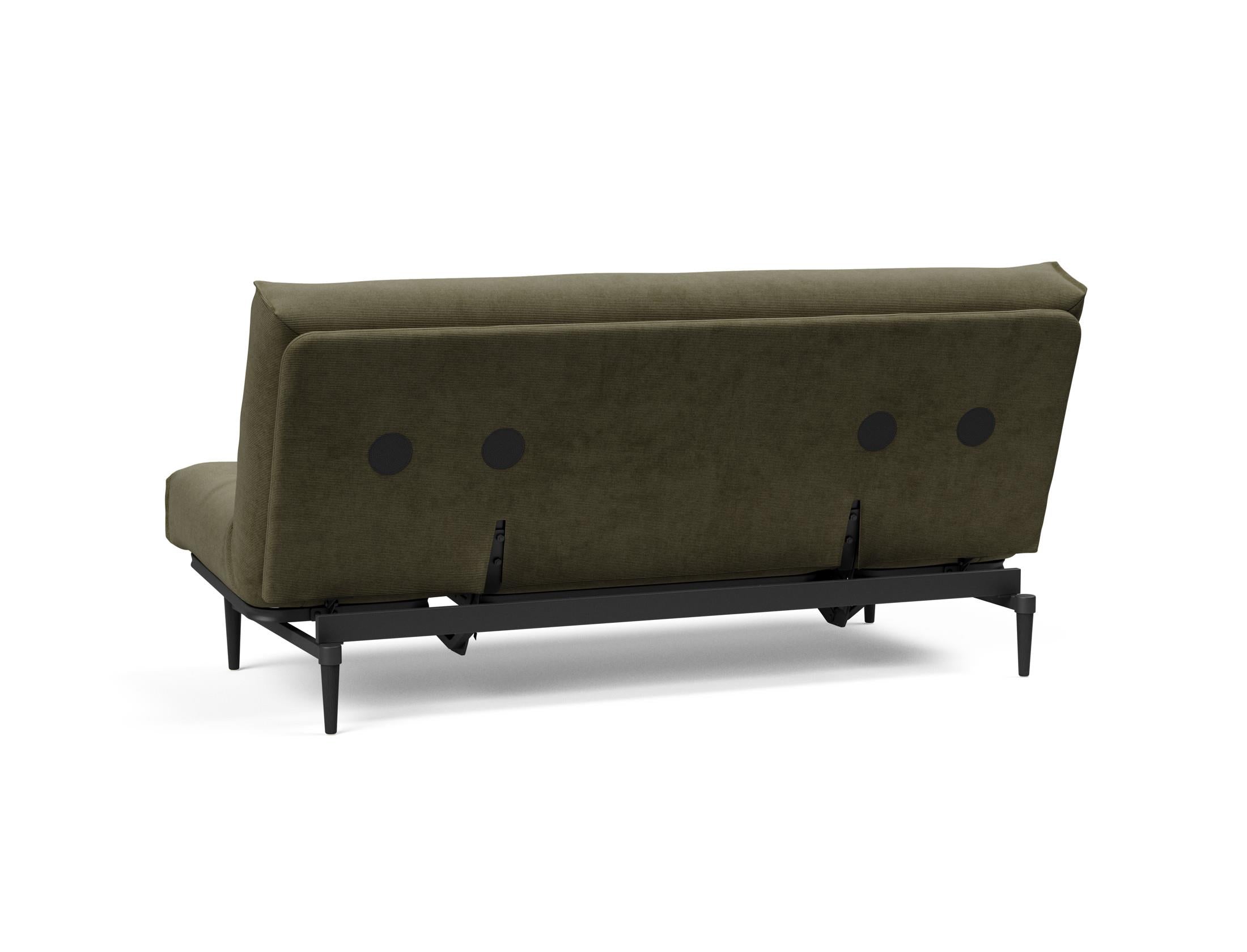 Erleben Sie das stilvolle Colpus Bettsofa 140 in Nordic Eiche schwarz von Innovation Living – ideal für gemütliche Nächte und elegantes Wohnen.