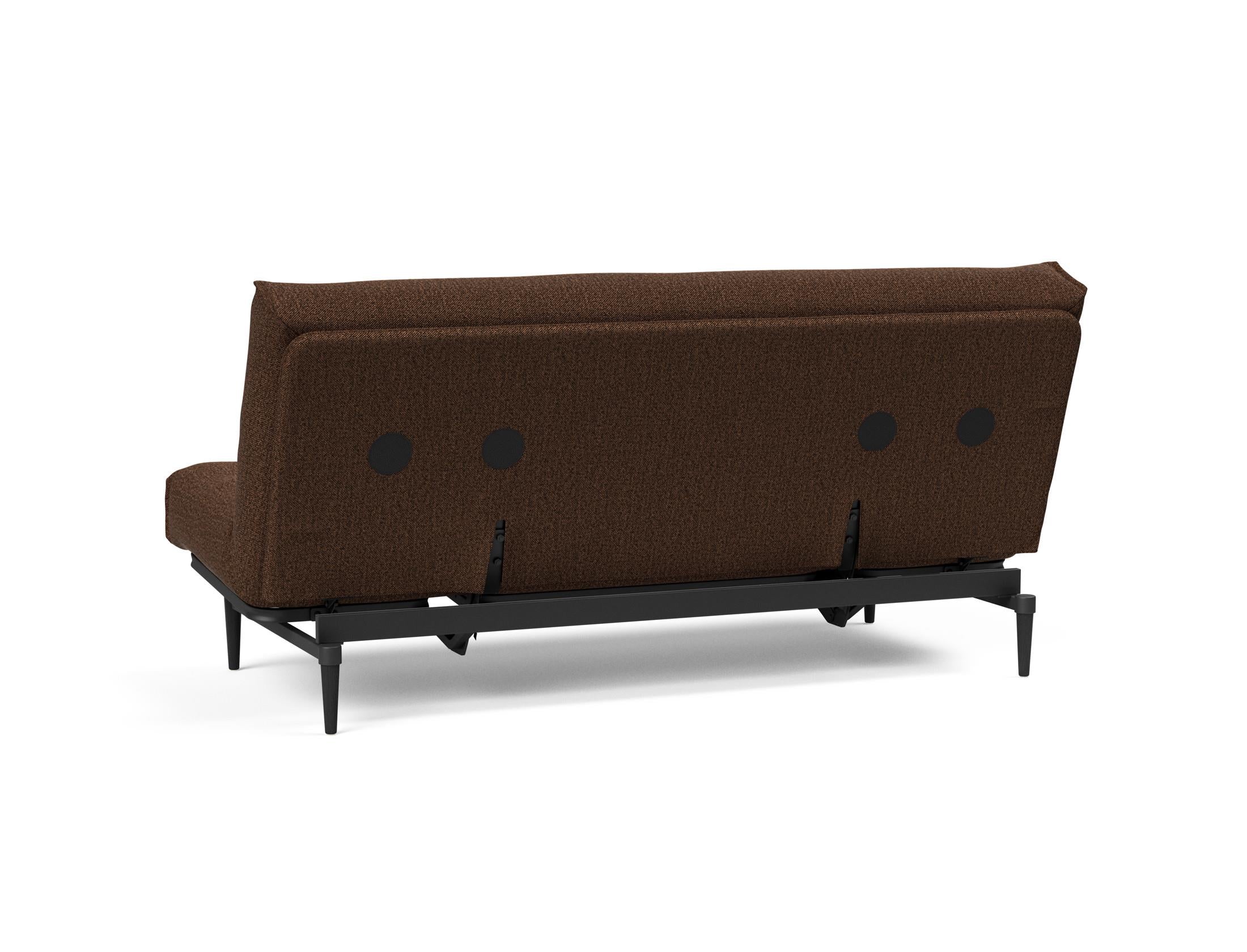 Erleben Sie das stilvolle Colpus Bettsofa 140 in Nordic Eiche schwarz von Innovation Living – ideal für gemütliche Nächte und elegantes Wohnen.