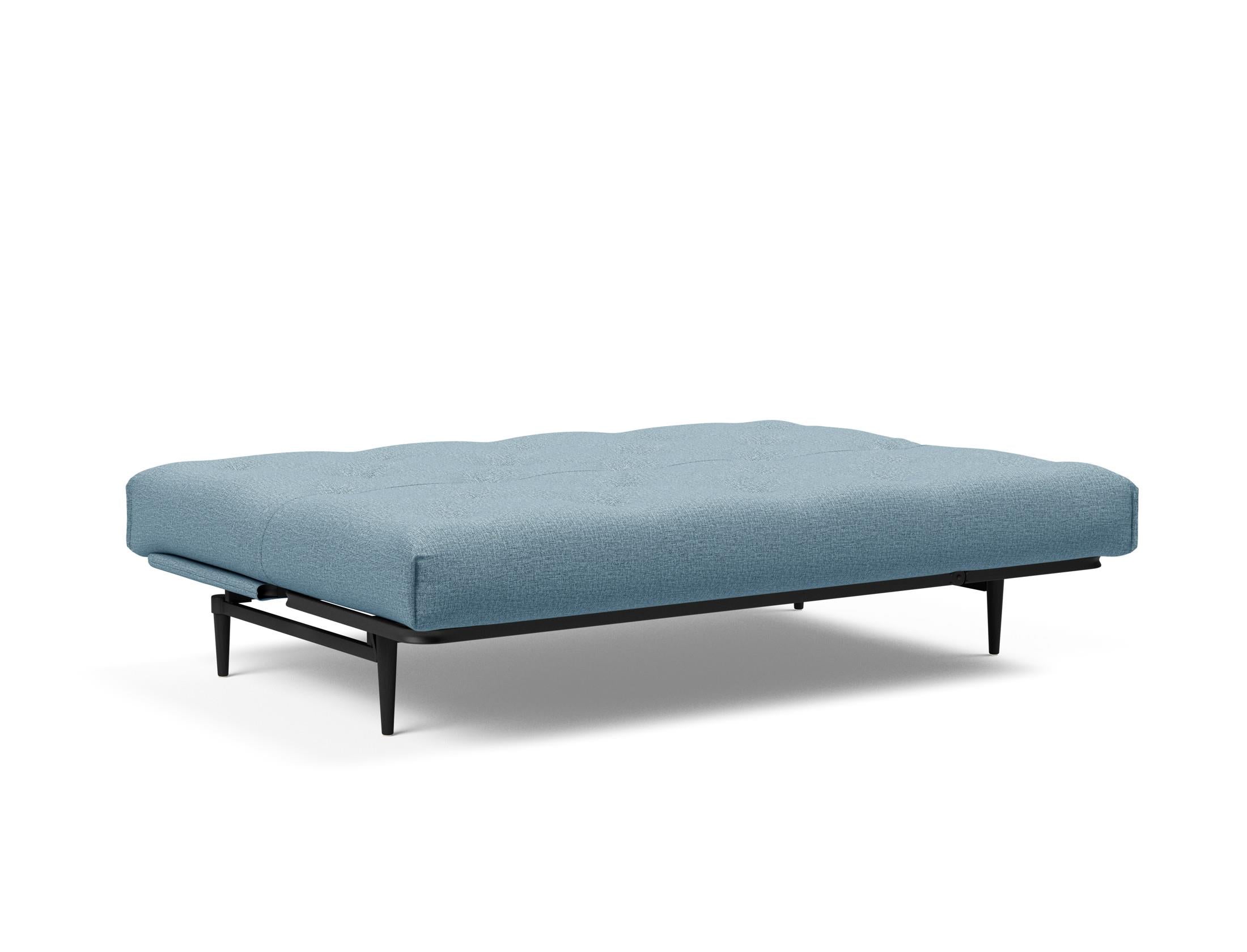 Erleben Sie das stilvolle Colpus Bettsofa 140 in Nordic Eiche schwarz von Innovation Living – ideal für gemütliche Nächte und elegantes Wohnen.
