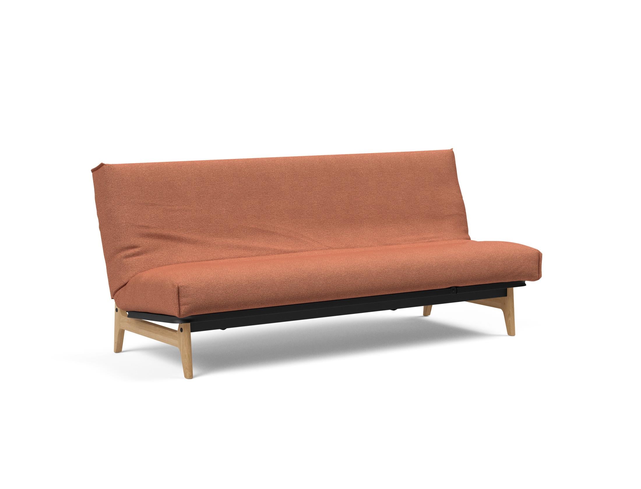 Aslak 120 Bettsofa Nordic Cover: Elegantes Sofa mit Soft Spring Federung, perfekt für entspannte Abende und stilvolle Einrichtung.