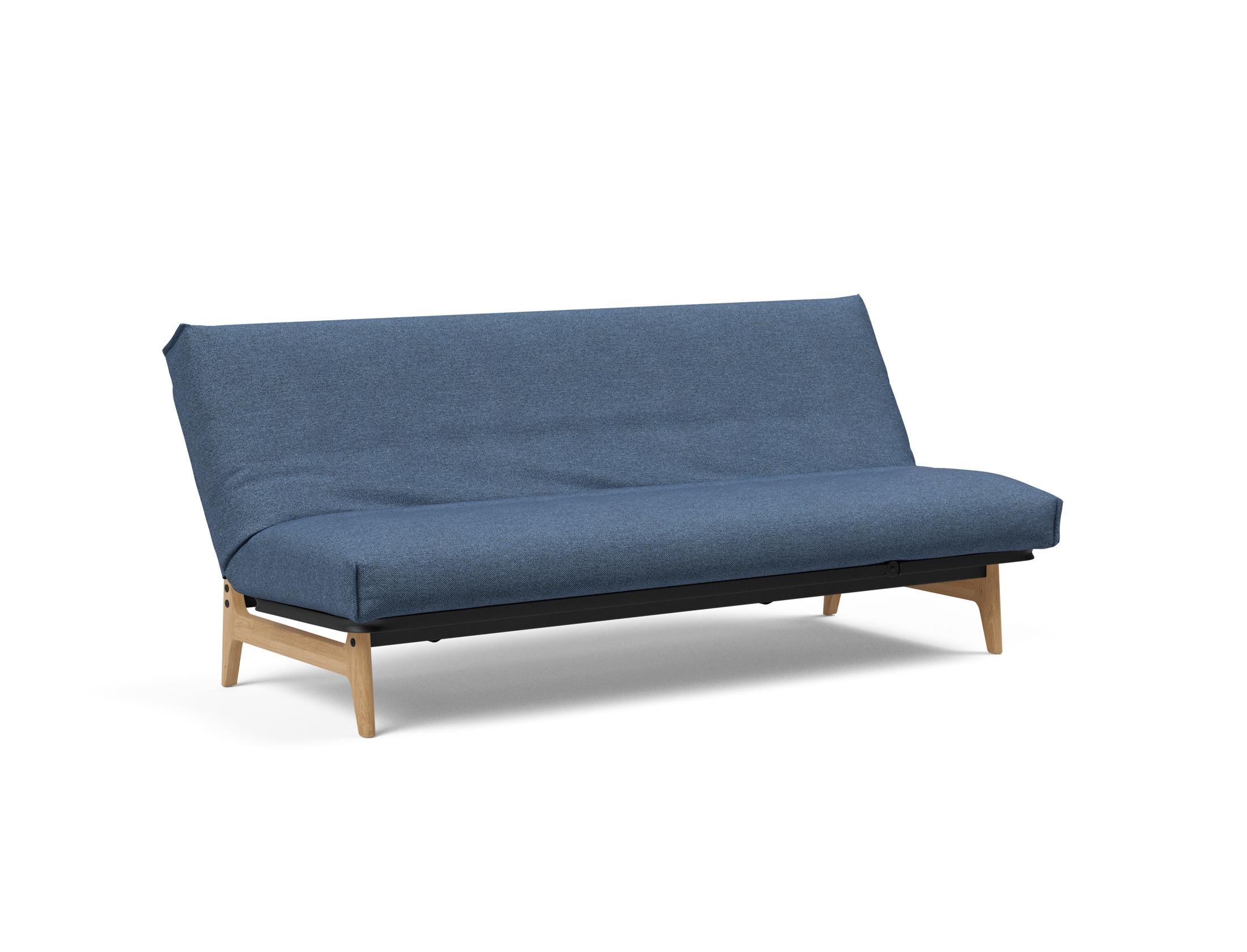 Aslak 120 Bettsofa Nordic Cover: Elegantes Sofa mit Soft Spring Federung, perfekt für entspannte Abende und stilvolle Einrichtung.