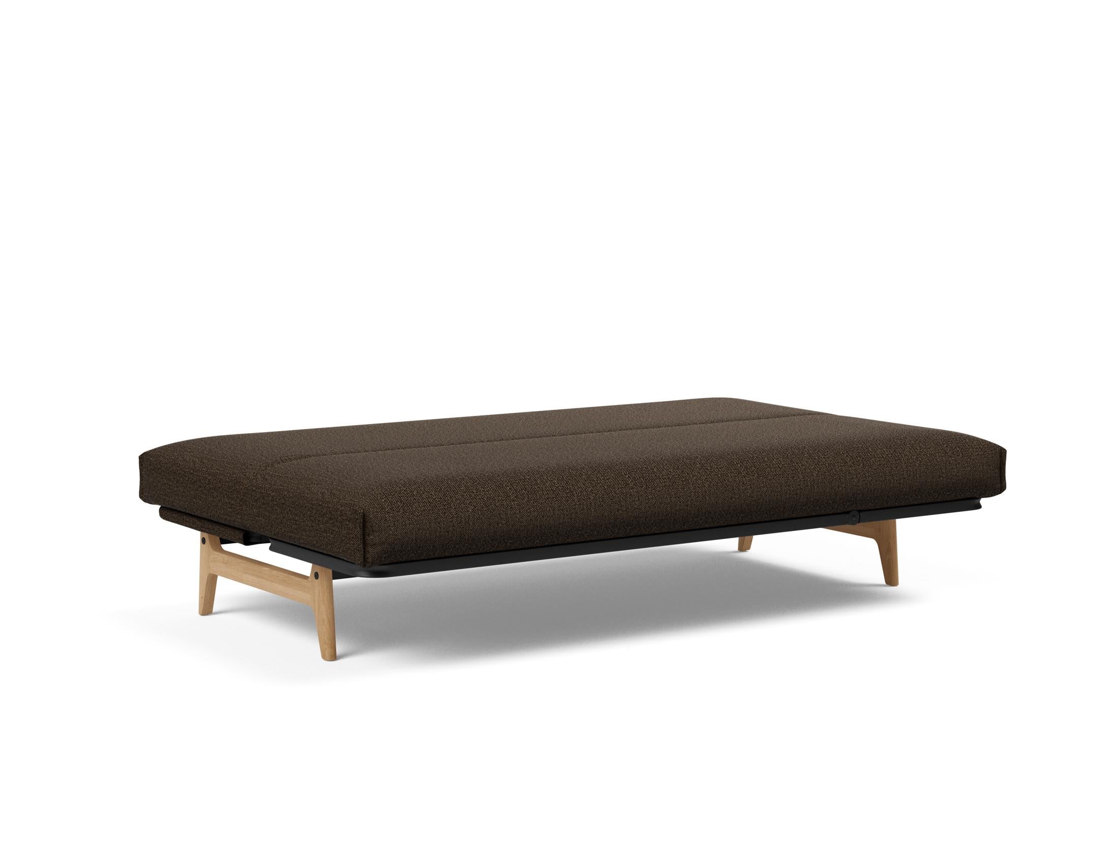 Erleben Sie das Aslak 120 Bettsofa Nordic Cover Soft Spring von Innovation Living – eine perfekte Kombination aus modernem Stil und bequemem Schlafplatz.