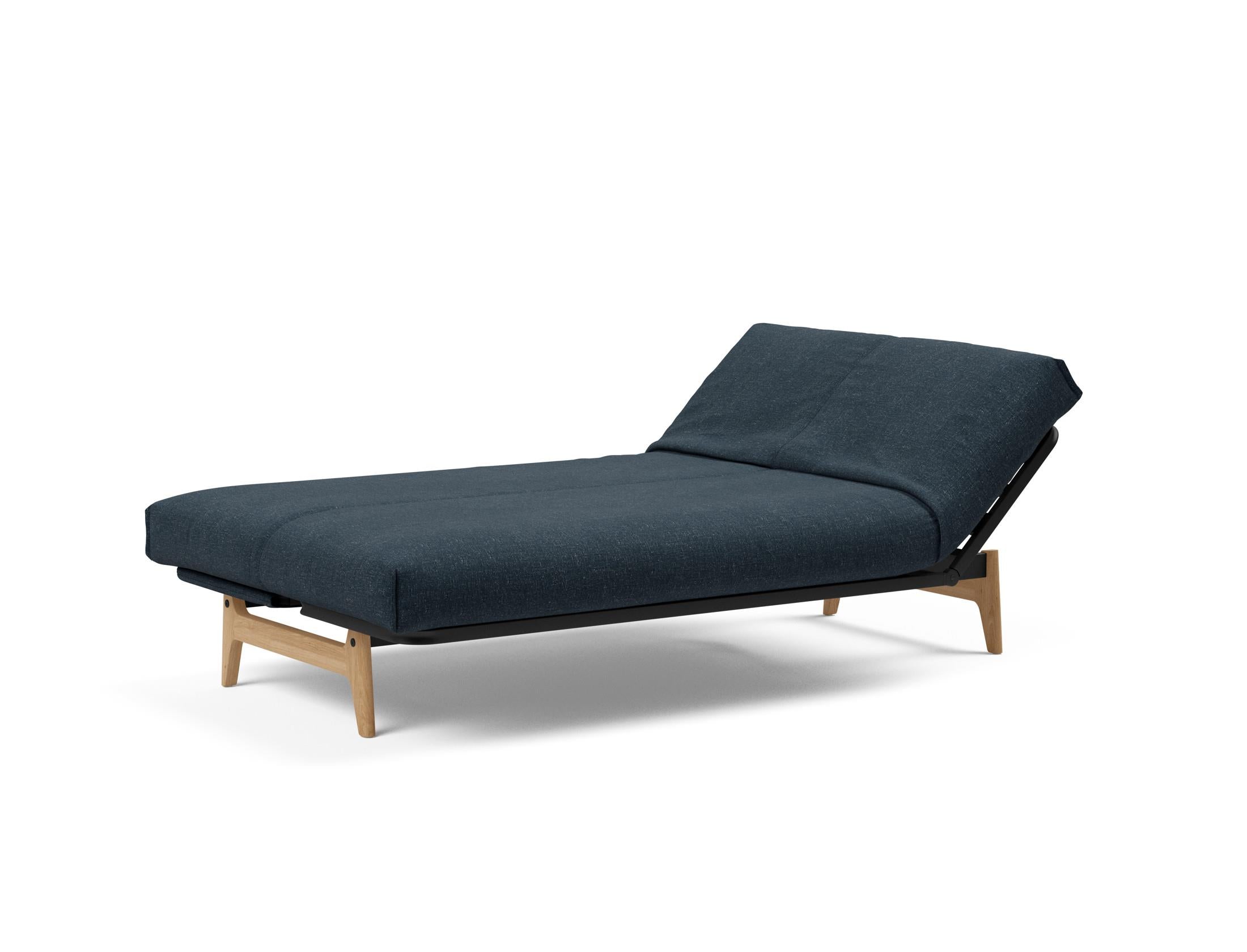 Entdecken Sie das Aslak 120 Bettsofa Nordic Cover Soft Spring von Innovation Living – stilvolles Design trifft auf höchsten Schlafkomfort für Ihr Zuhause.