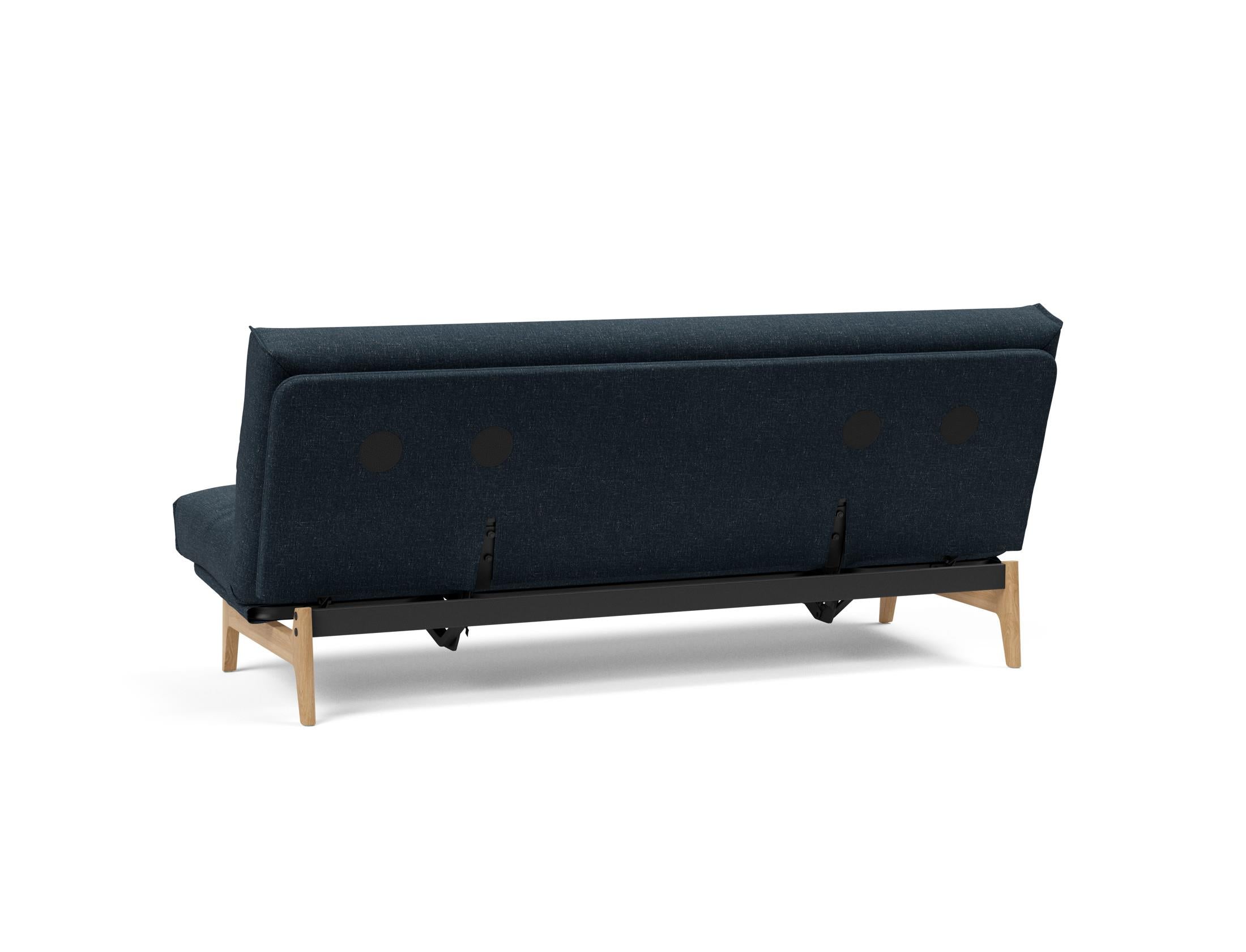 Aslak 120 Bettsofa Nordic Cover: Elegantes Sofa mit Soft Spring Federung, perfekt für entspannte Abende und stilvolle Einrichtung.