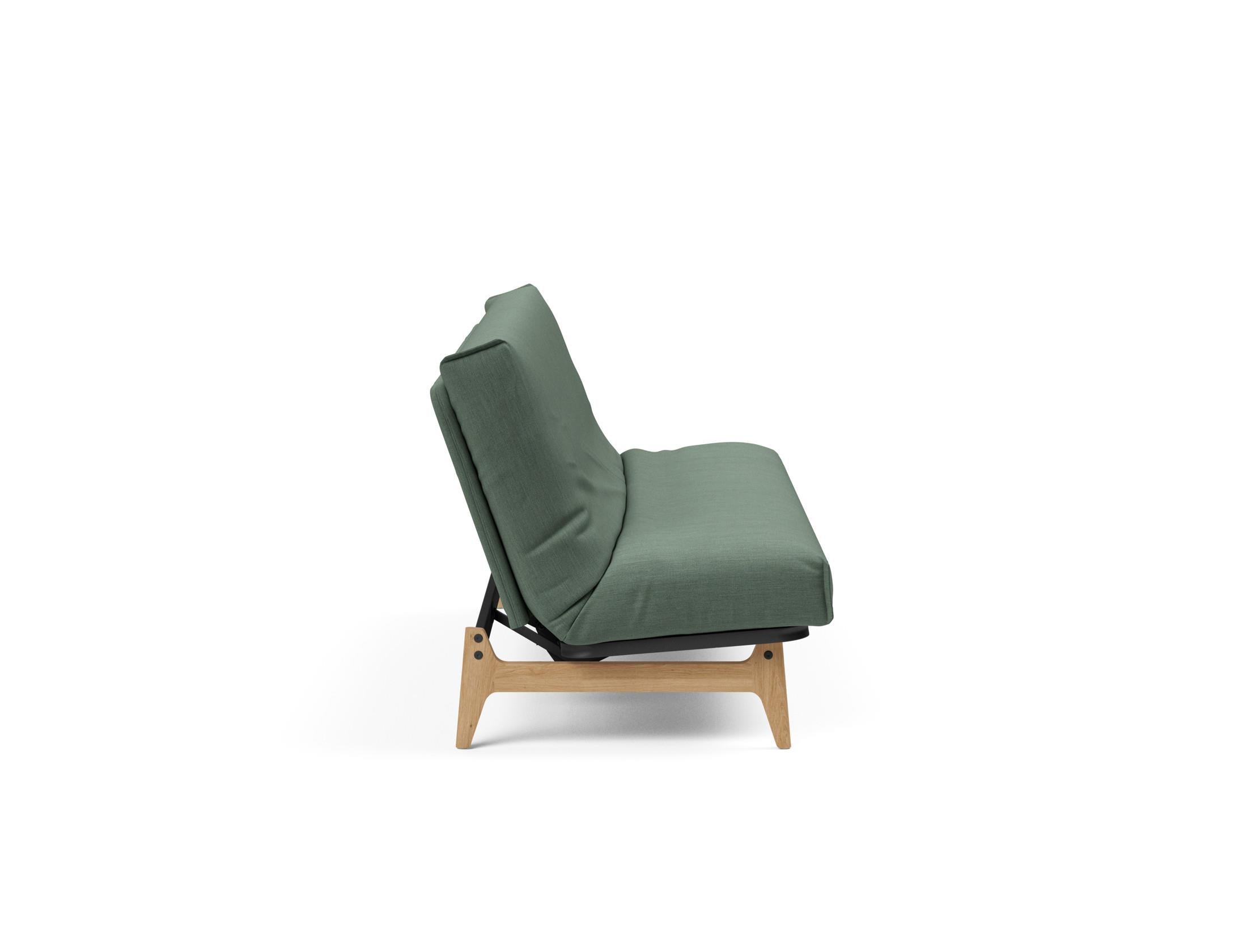 Entdecken Sie das Aslak 120 Bettsofa Nordic Cover Soft Spring von Innovation Living – stilvolles Design trifft auf höchsten Schlafkomfort.