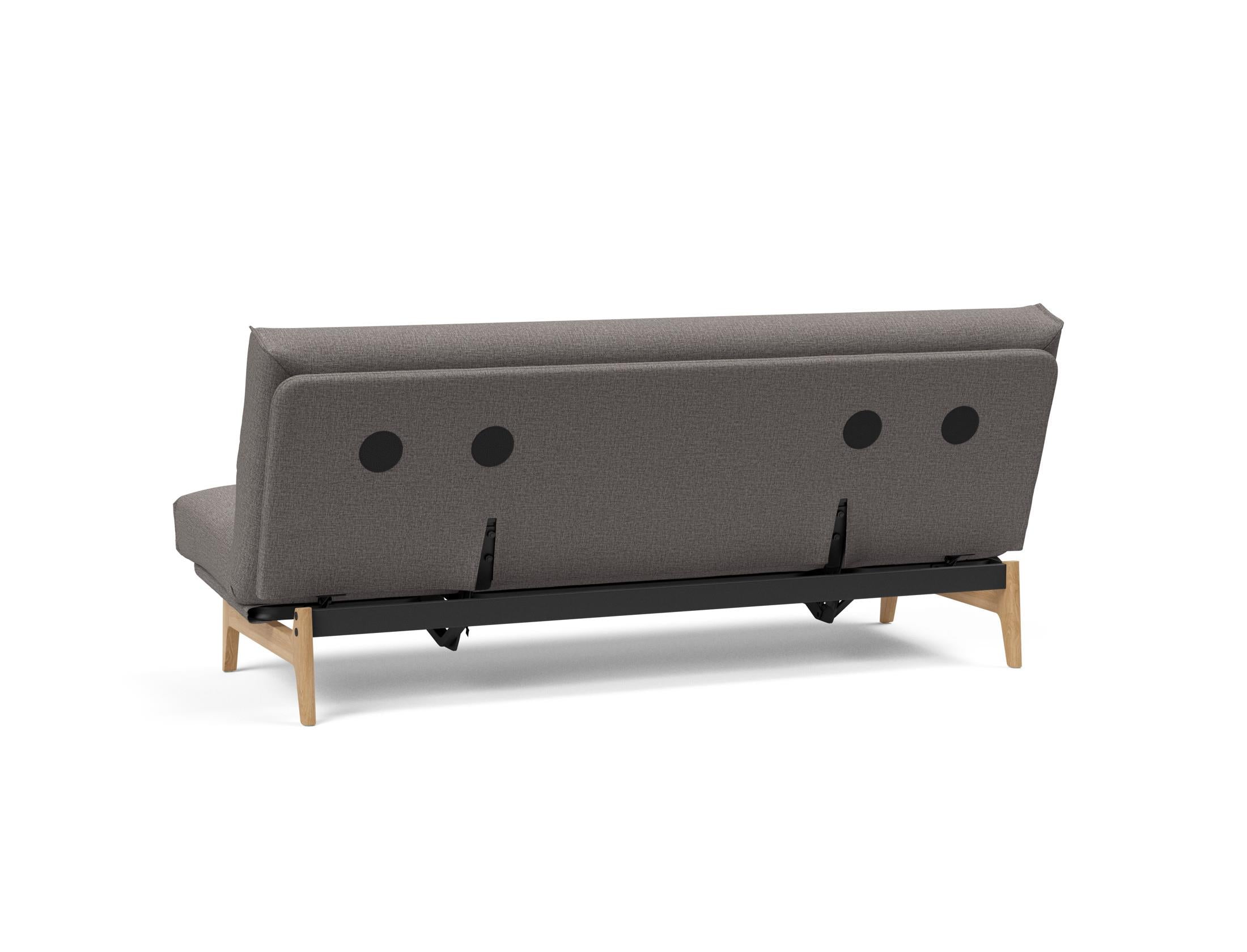 Aslak 120 Bettsofa Nordic Cover: Elegantes Sofa mit Soft Spring Federung, perfekt für entspannte Abende und stilvolle Einrichtung.