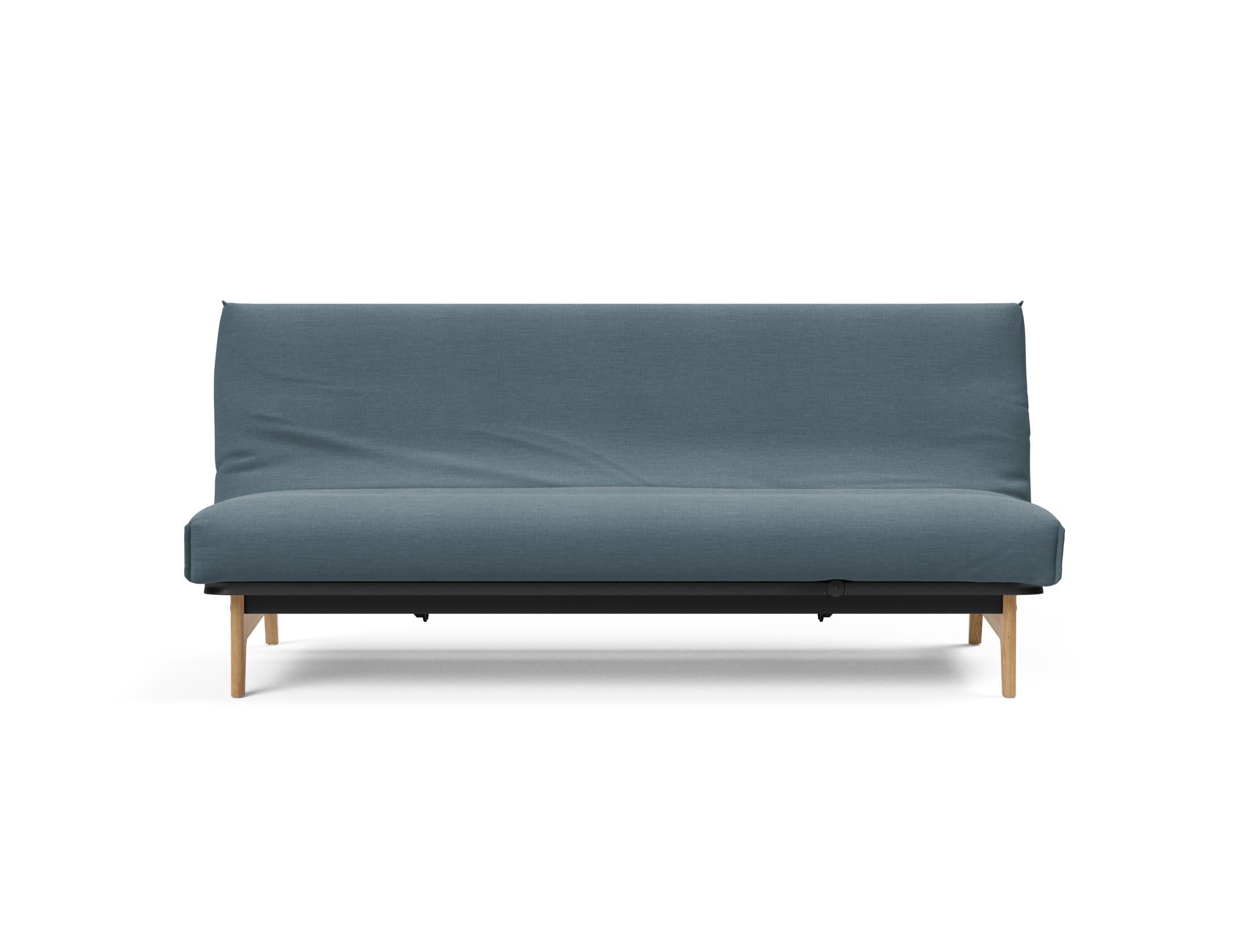 Erleben Sie das Aslak 120 Bettsofa Nordic Cover Soft Spring von Innovation Living – eine perfekte Kombination aus modernem Stil und bequemem Schlafplatz.