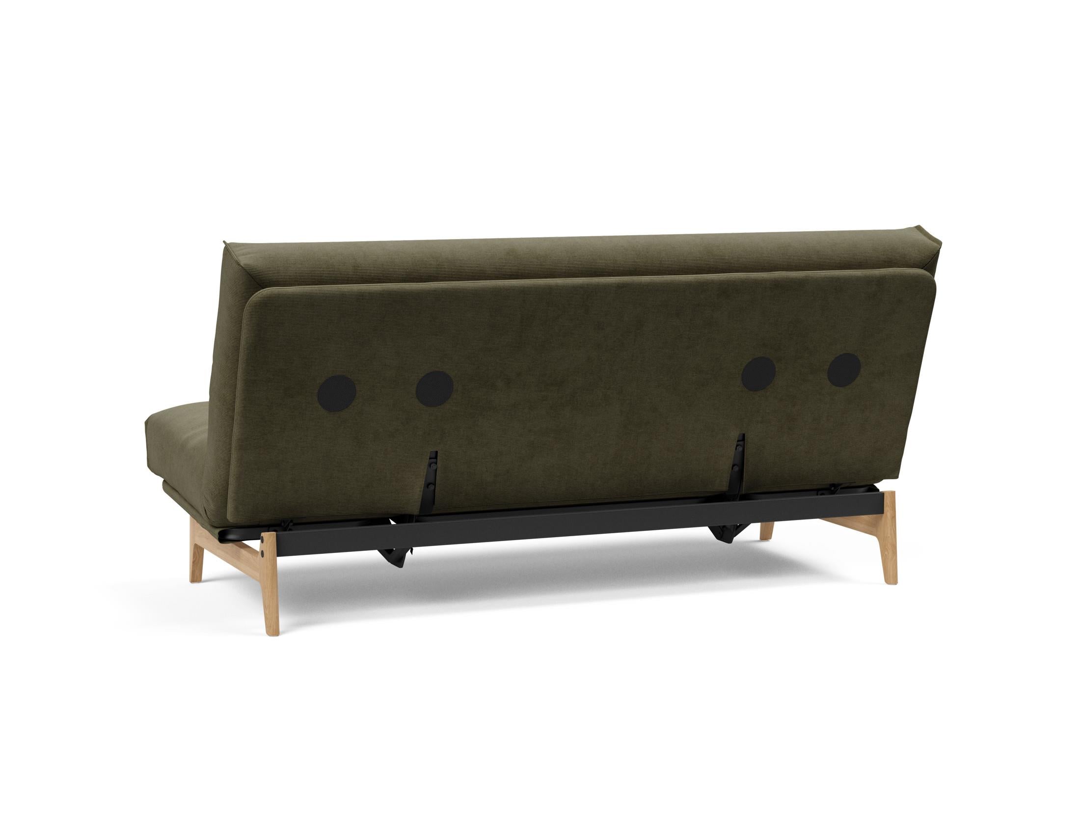 Entdecken Sie das Aslak 140 Bettsofa mit Nordic Cover und Soft Spring Bezug – die perfekte Kombination aus modernem Stil und optimalem Schlafkomfort.