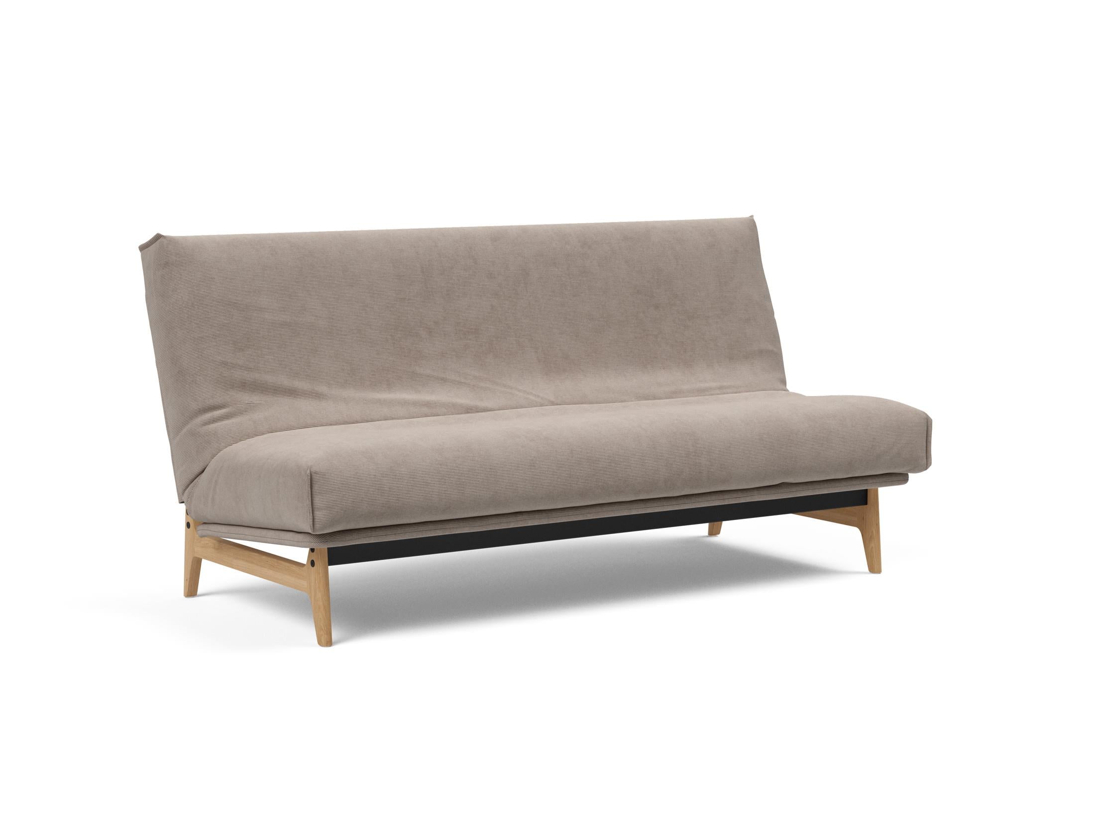 Erleben Sie das Aslak 140 Bettsofa mit Nordic Cover und Soft Spring Bezug – stilvolles Design trifft auf höchsten Schlafkomfort für Ihr Zuhause.