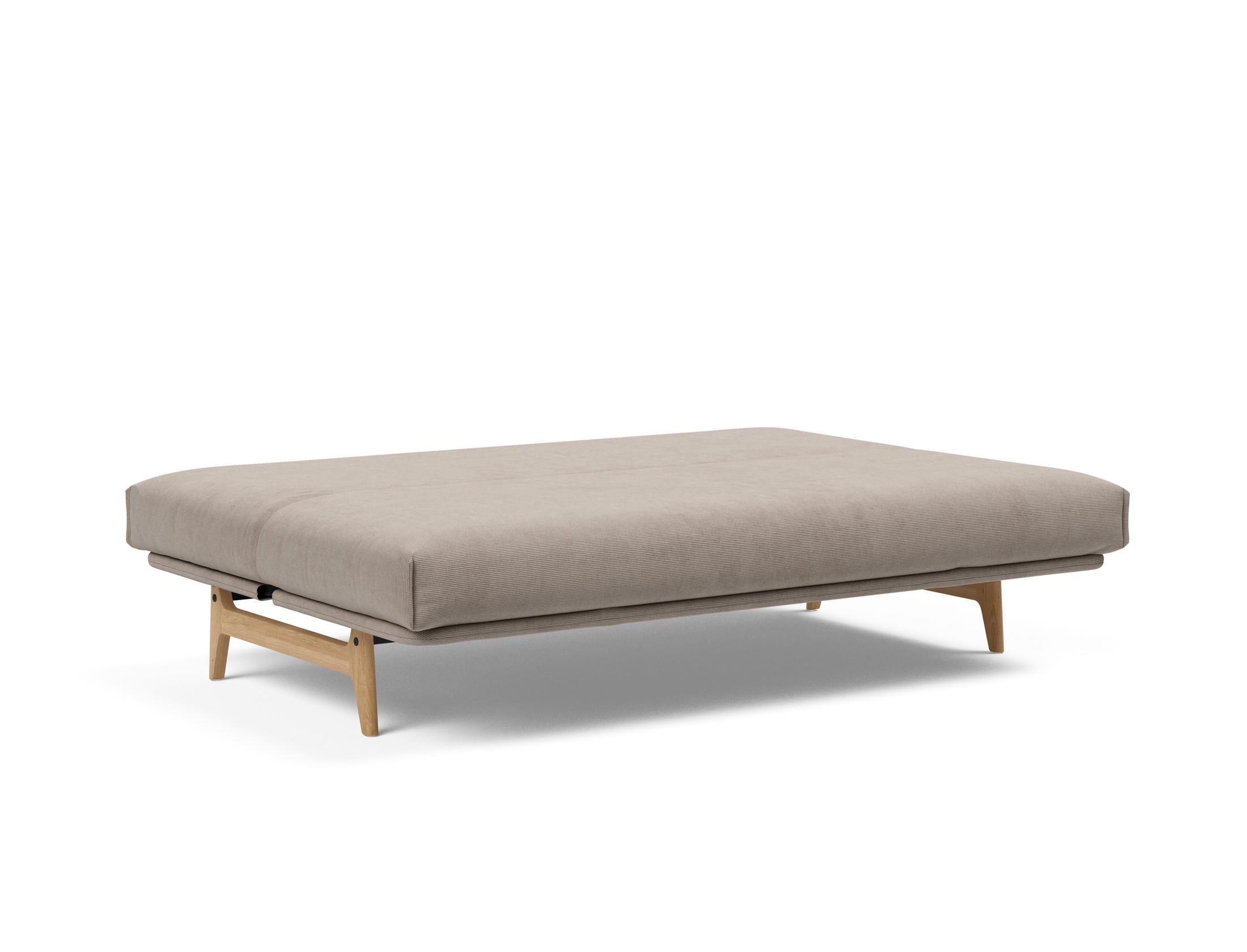 Erleben Sie das Aslak 140 Bettsofa mit Nordic Cover und Soft Spring Bezug – stilvolles Design trifft auf höchsten Schlafkomfort für Ihr Zuhause.