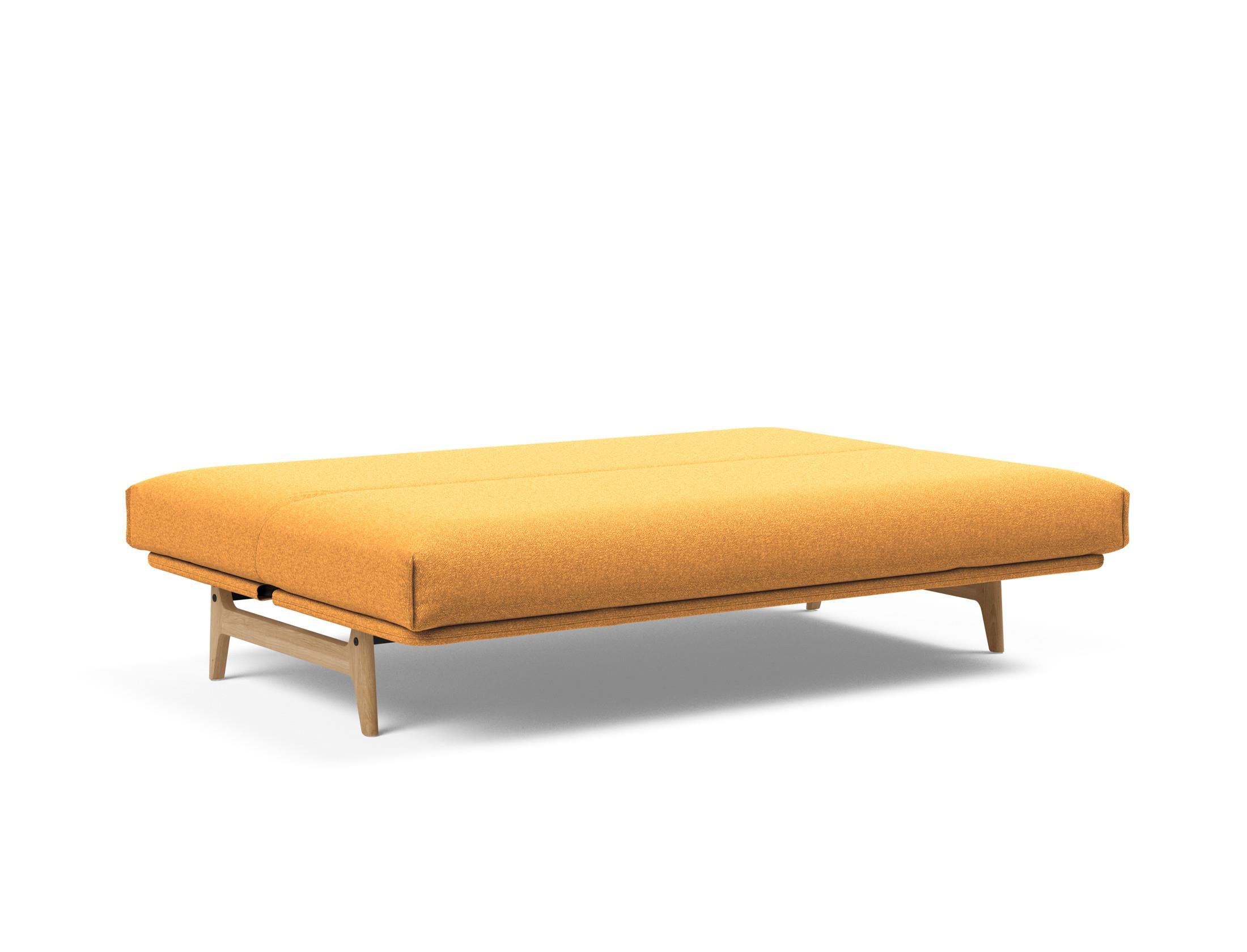 Erleben Sie das Aslak 140 Bettsofa mit Nordic Cover und Soft Spring Bezug – stilvolles Design trifft auf höchsten Schlafkomfort für Ihr Zuhause.