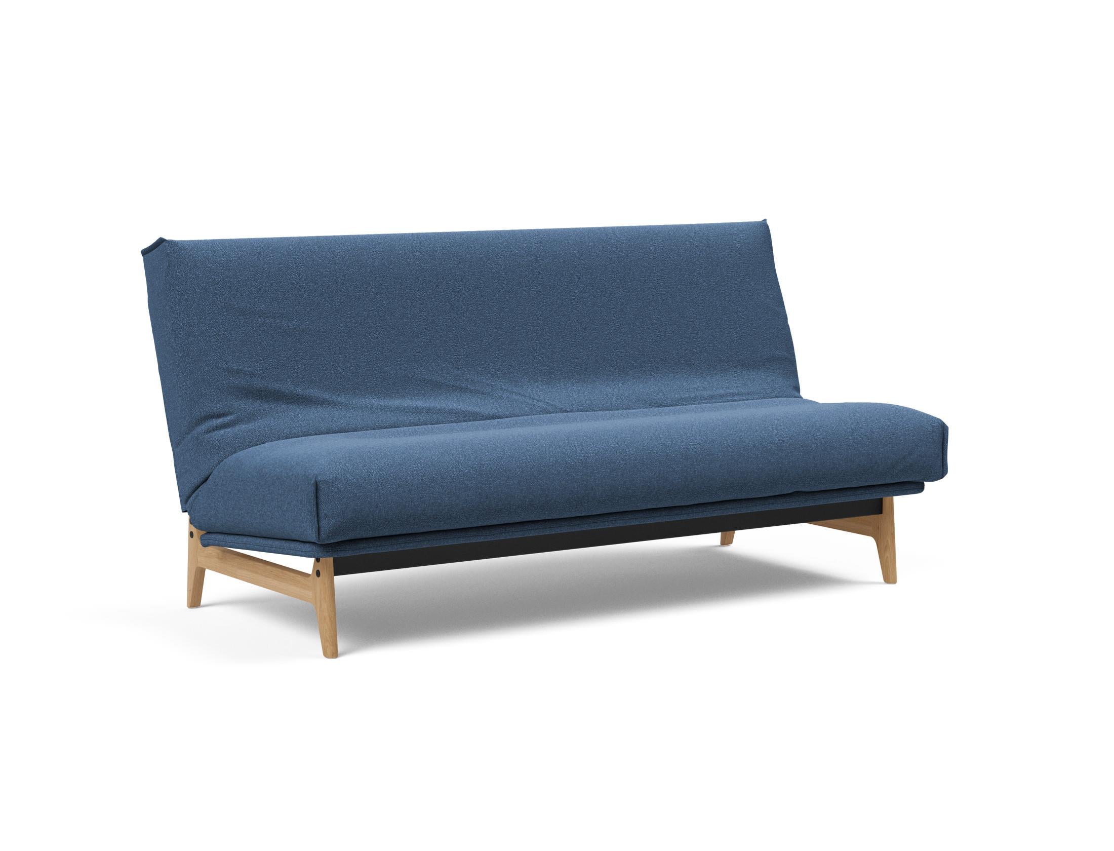 Erleben Sie das Aslak 140 Bettsofa mit Nordic Cover und Soft Spring Bezug – stilvolles Design trifft auf höchsten Schlafkomfort für Ihr Zuhause.