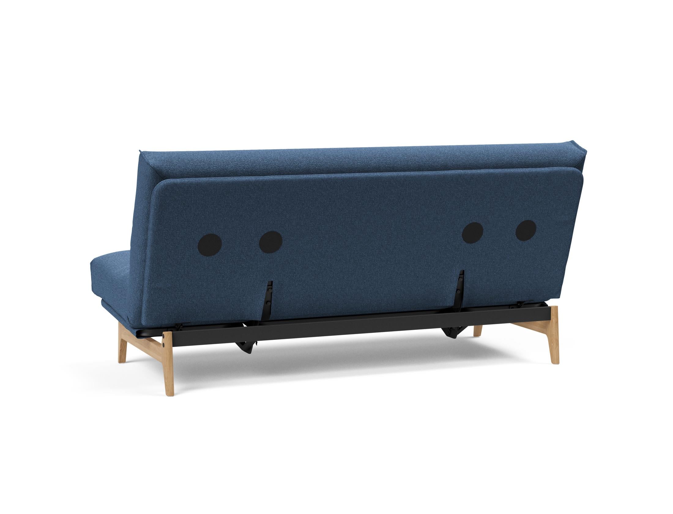 Entdecken Sie das Aslak 140 Bettsofa mit Nordic Cover und Soft Spring Bezug – die perfekte Kombination aus modernem Stil und optimalem Schlafkomfort.
