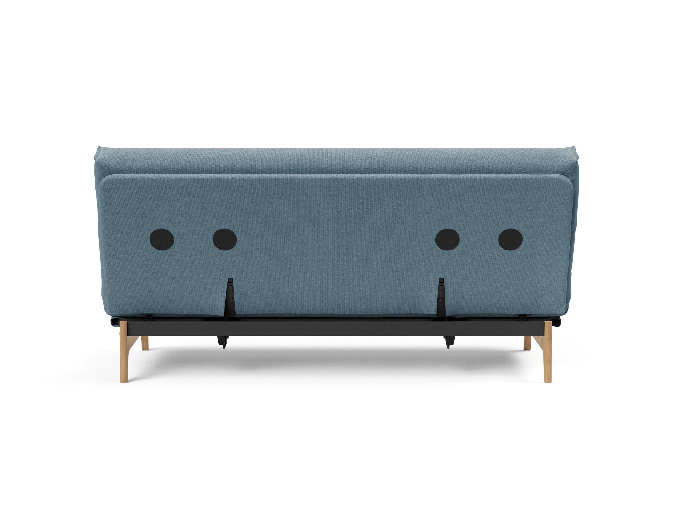 Erleben Sie das Aslak 140 Bettsofa mit Nordic Cover und Soft Spring Bezug – stilvolles Design trifft auf höchsten Schlafkomfort für Ihr Zuhause.