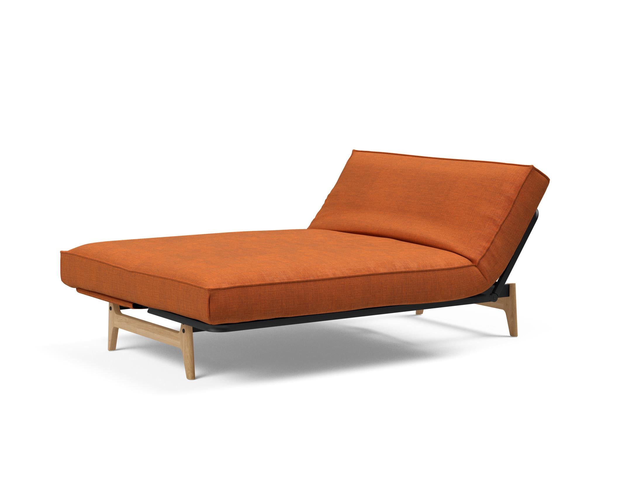 Erleben Sie das Aslak 140 Bettsofa von Innovation Living: modernes Design, hochwertige Soft Spring Matratze und edles Sharp Plus Cover für optimalen Komfort.
